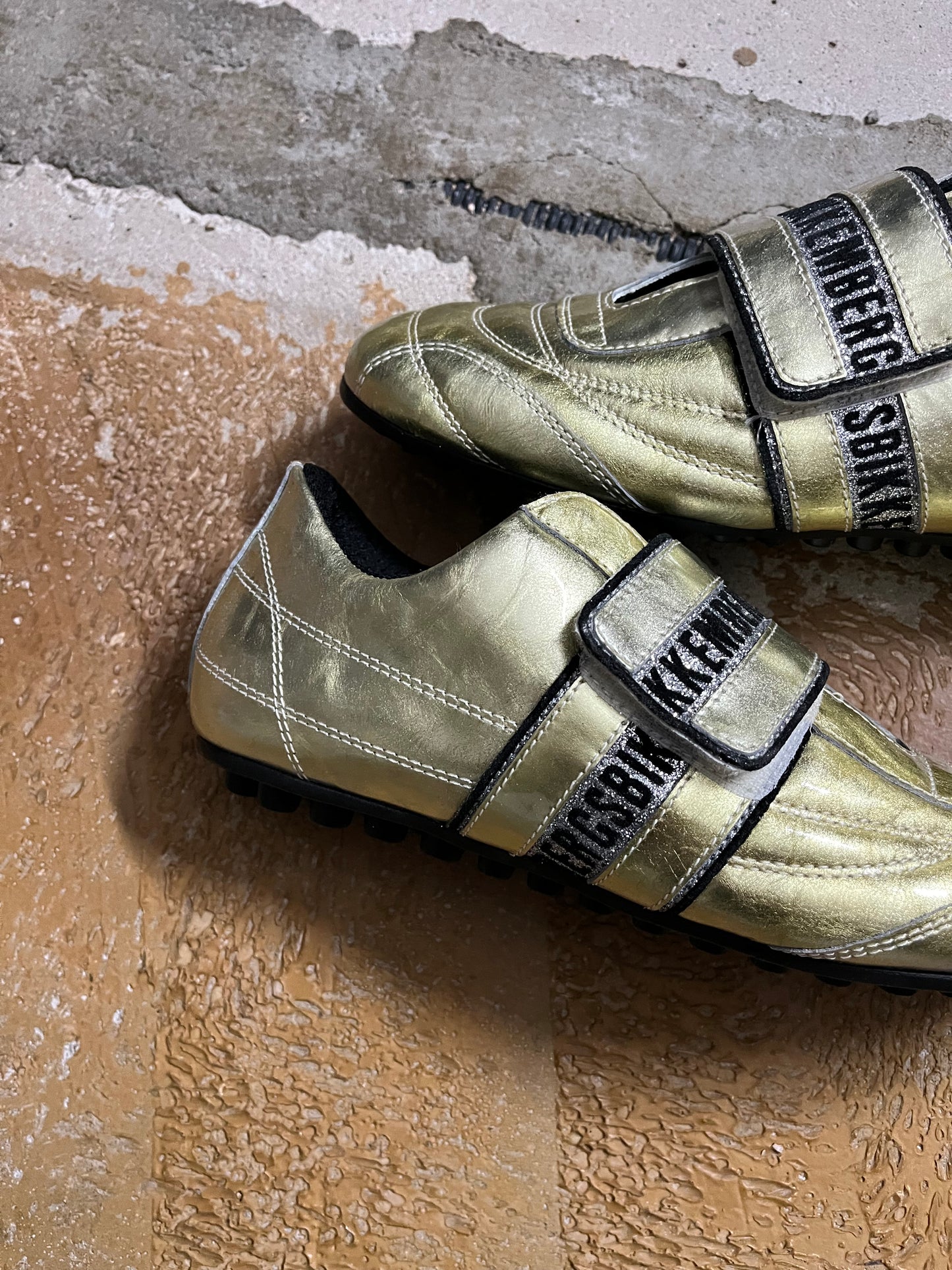 Dirk Bikkembergs gold shoes NEW - 40