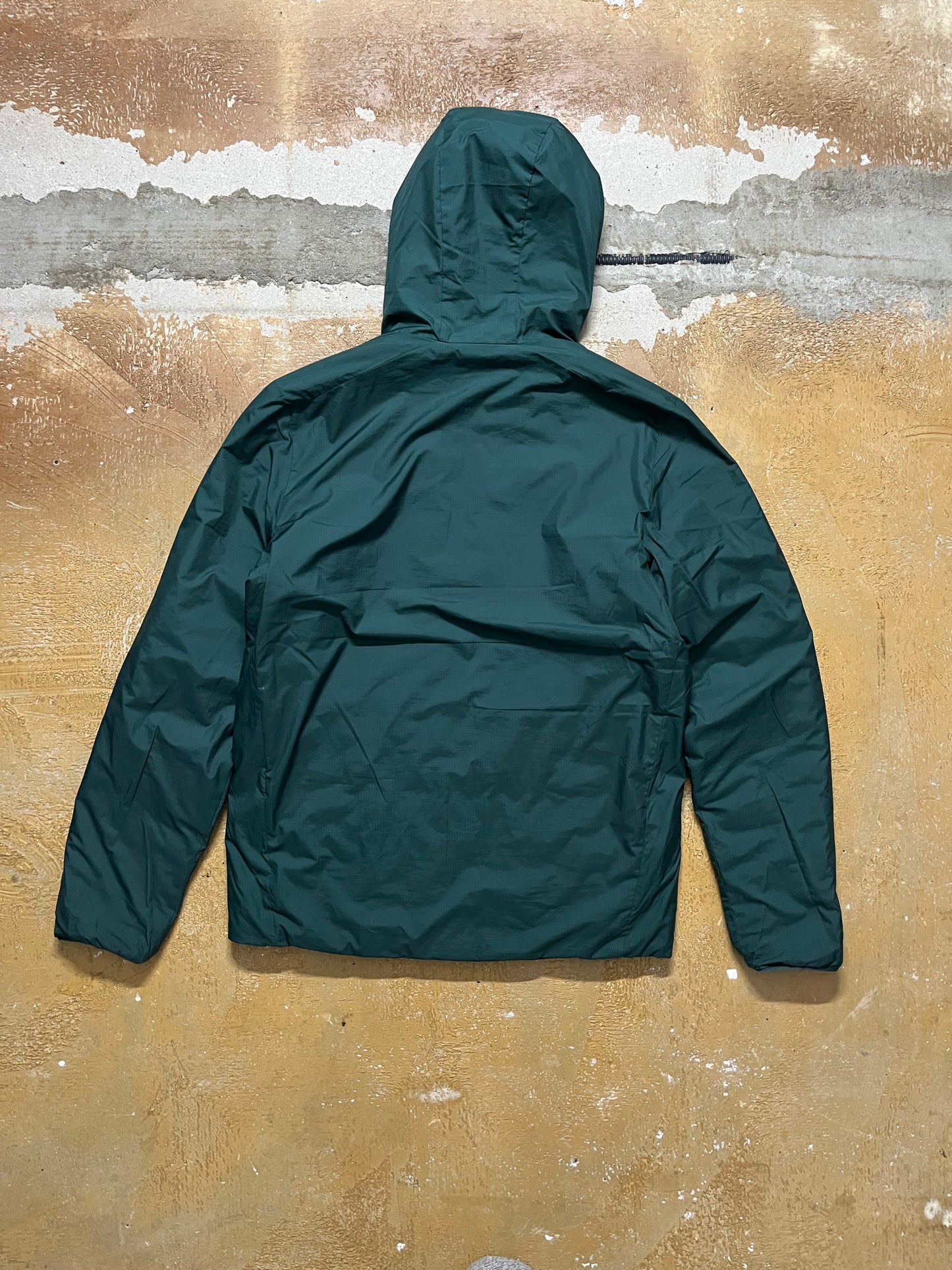 Salomon reversible hiking down jacket - M