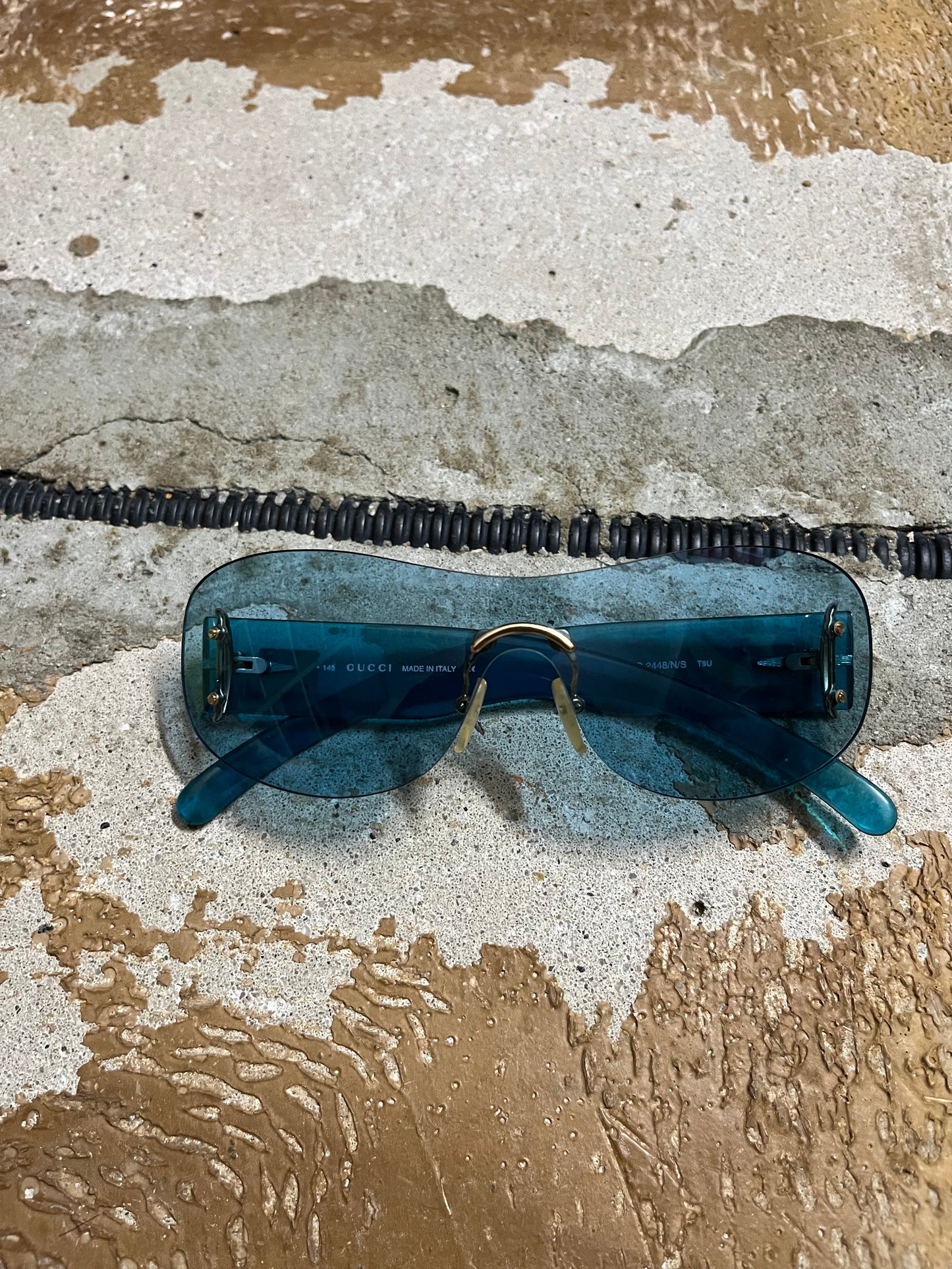 Gucci vintage blue sunglasses