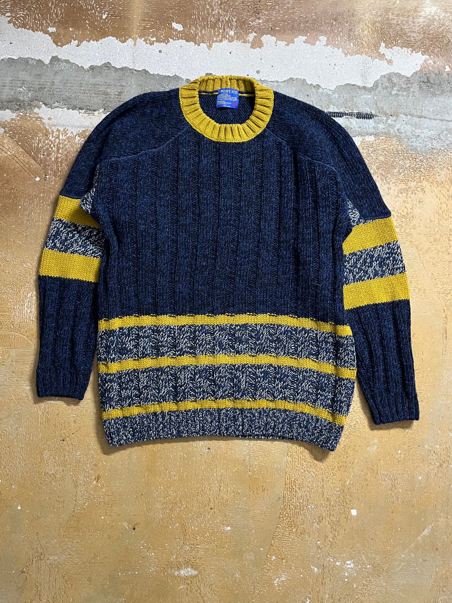 Iceberg Sport Ice 100% wool knit sweater - L