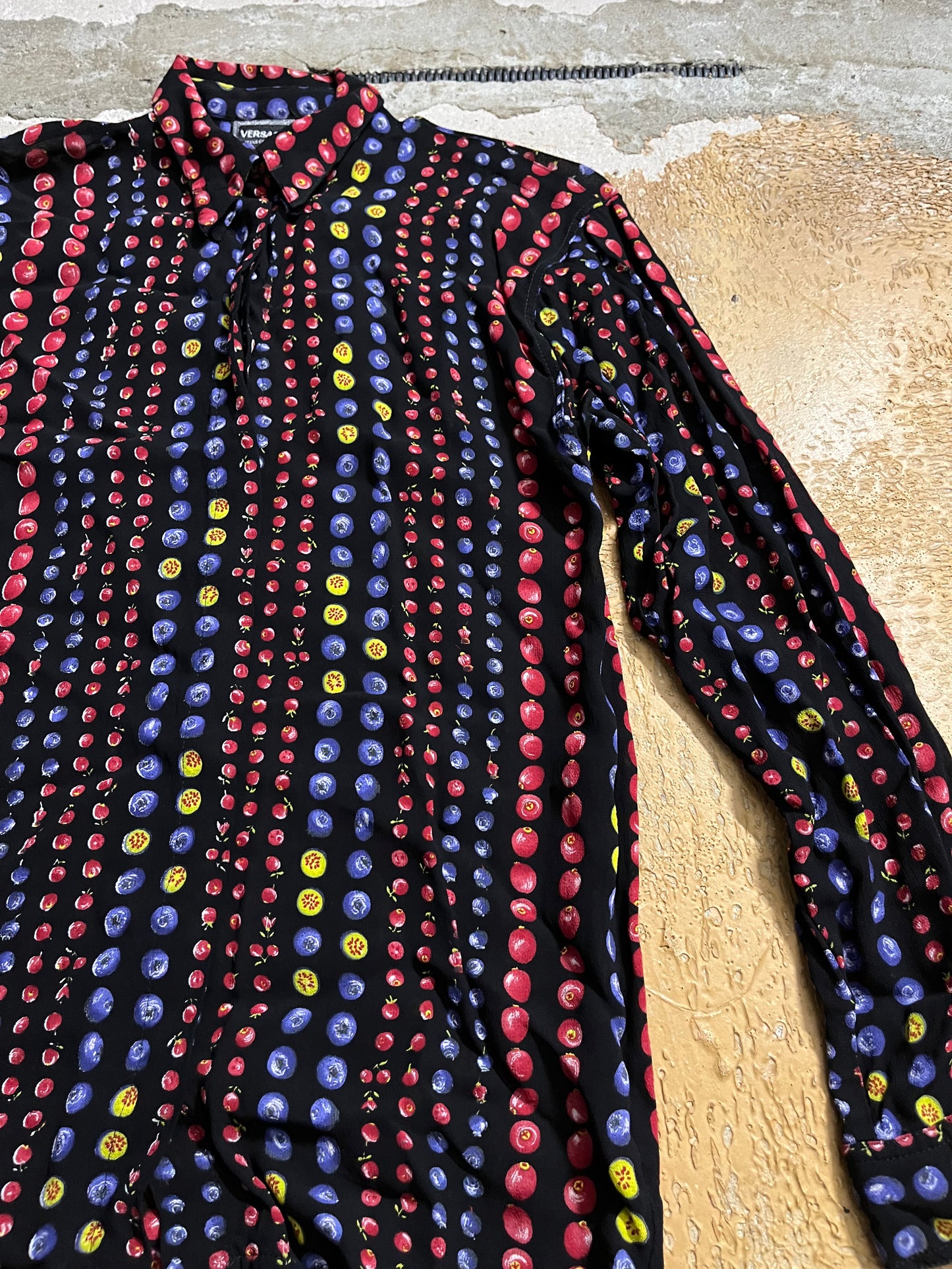 Versace vintage rare fruit shirt - S