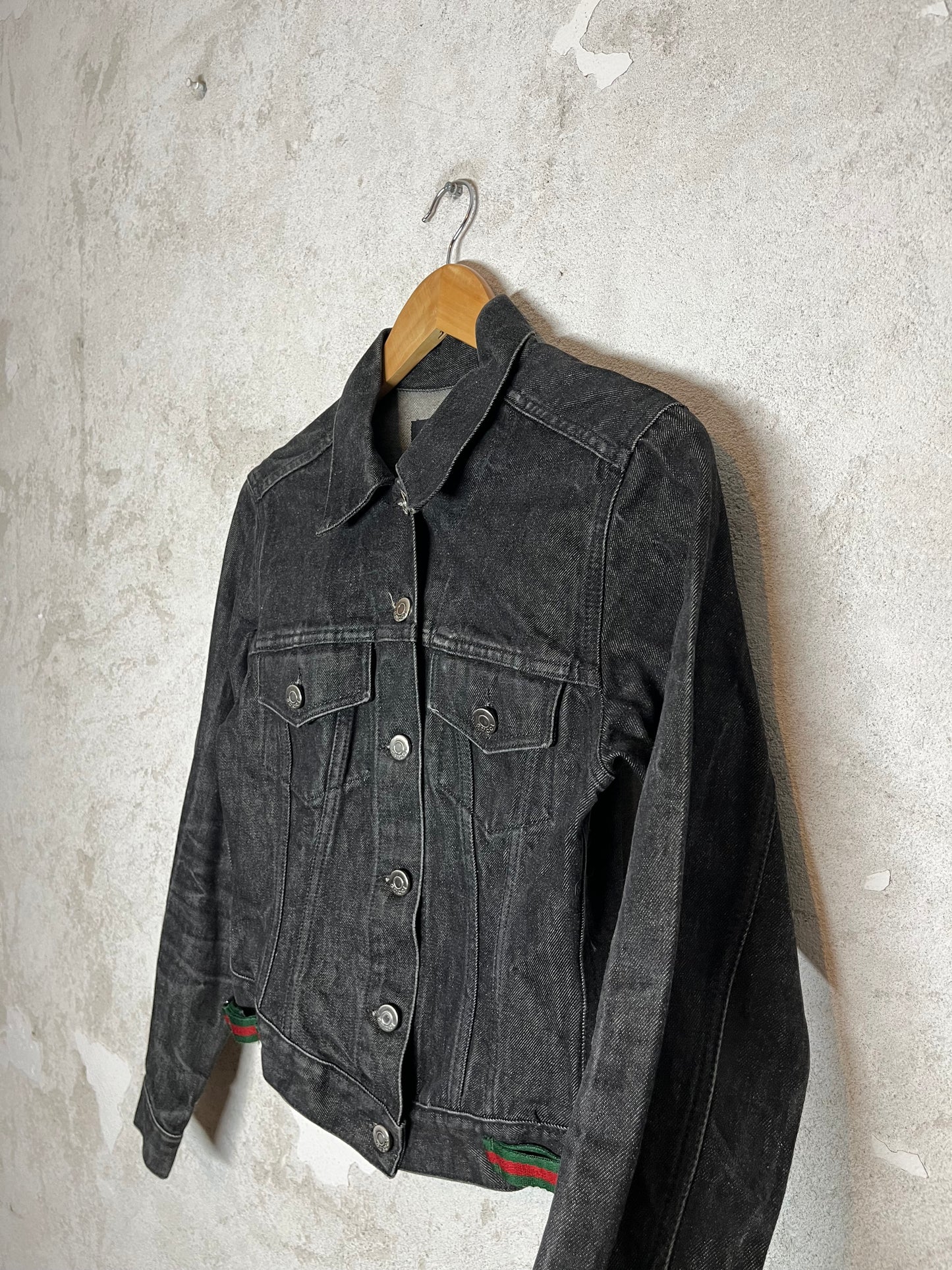 Gucci by Tom Ford red/green buckle 1998 denim jacket - M