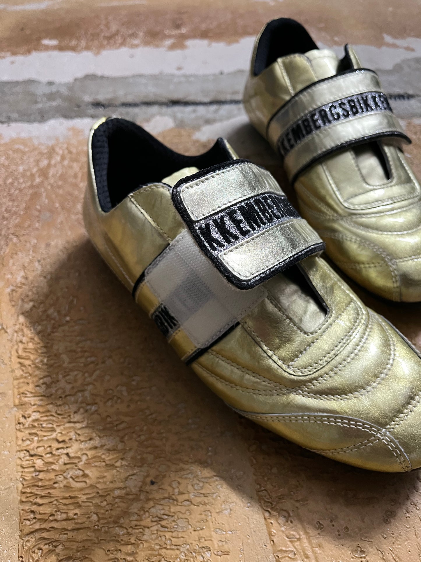 Dirk Bikkembergs gold shoes NEW - 40