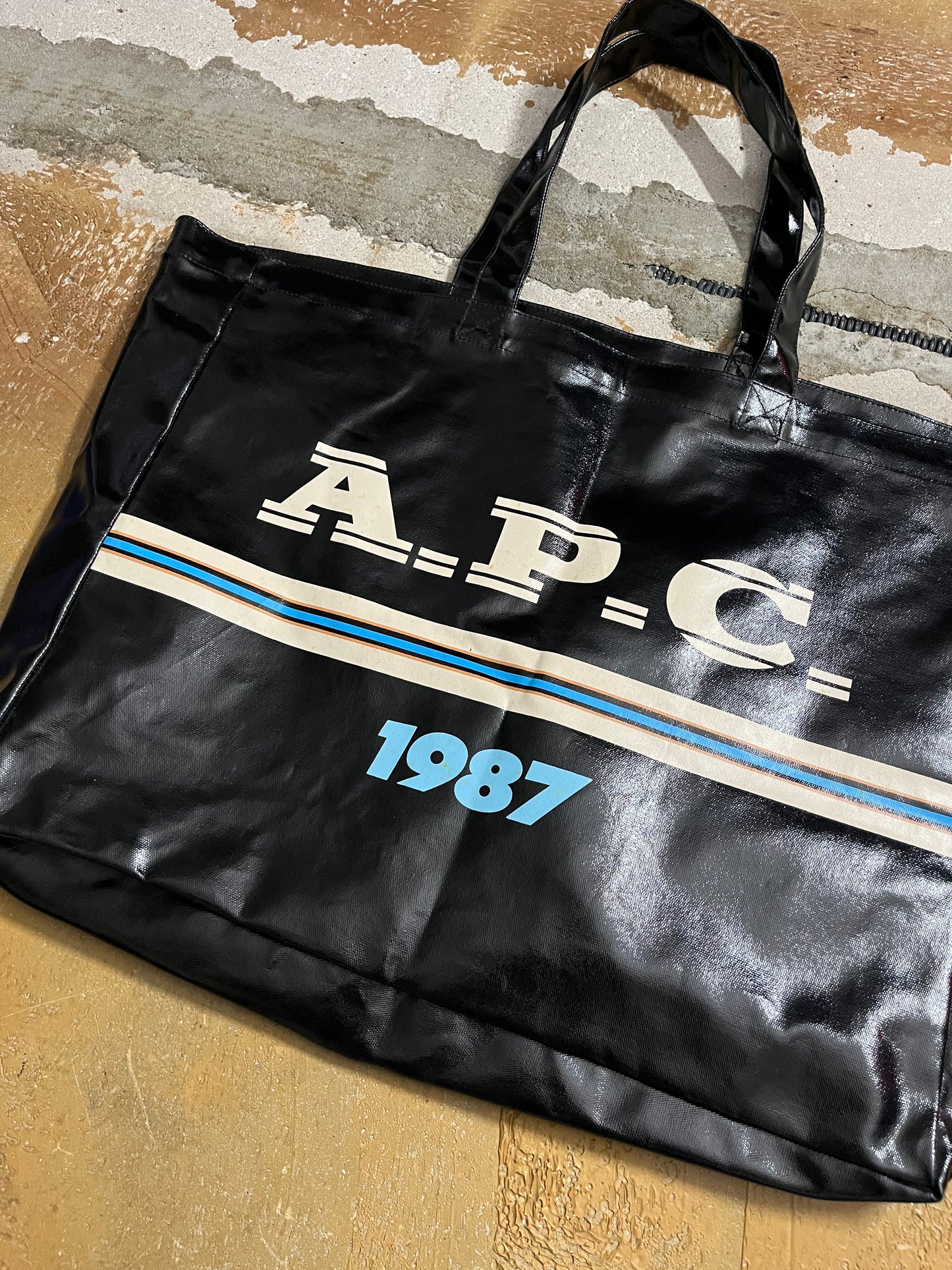 A.P.C. laminated tote bag