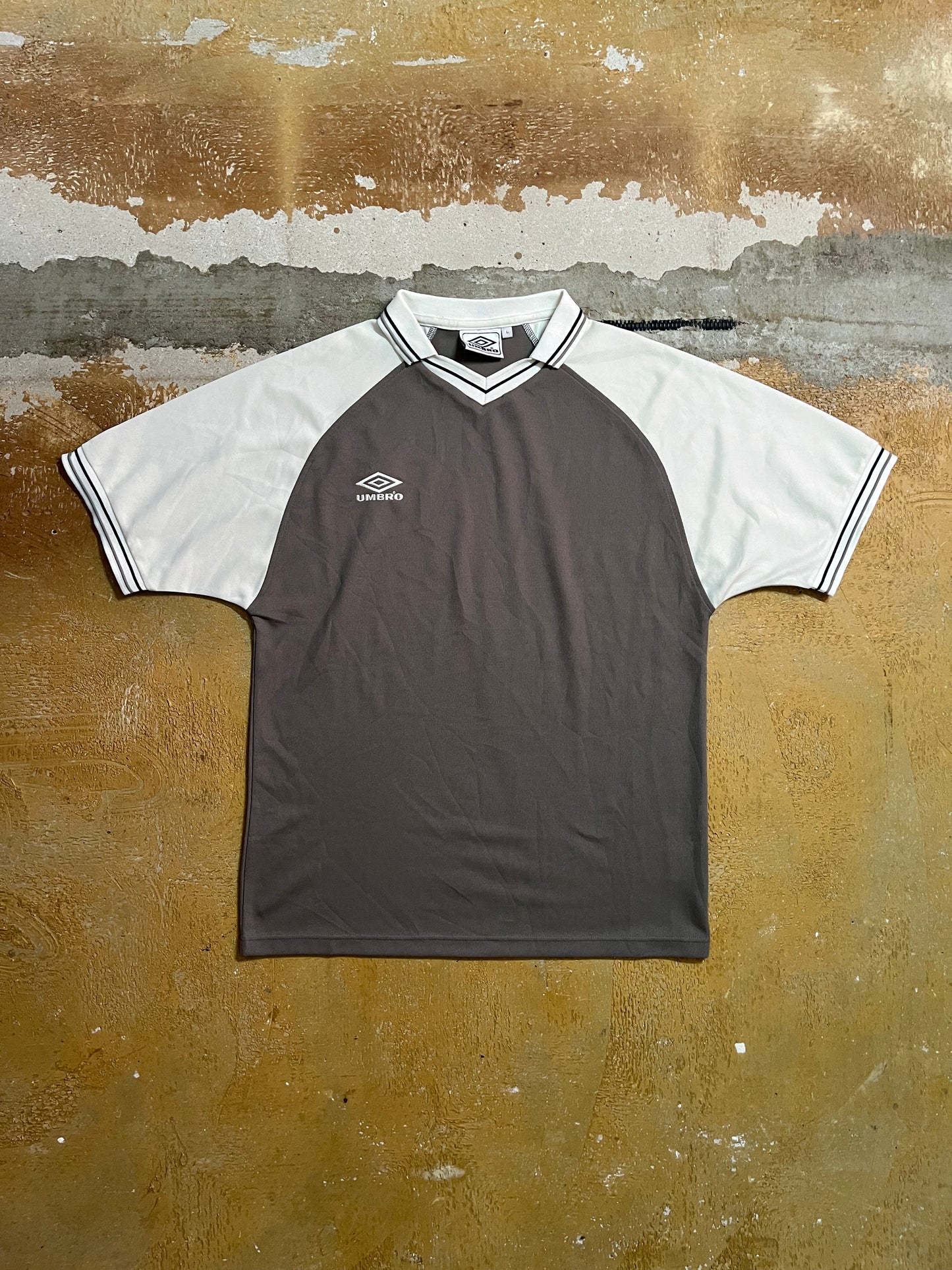 Umbro vintage sports shirt - L