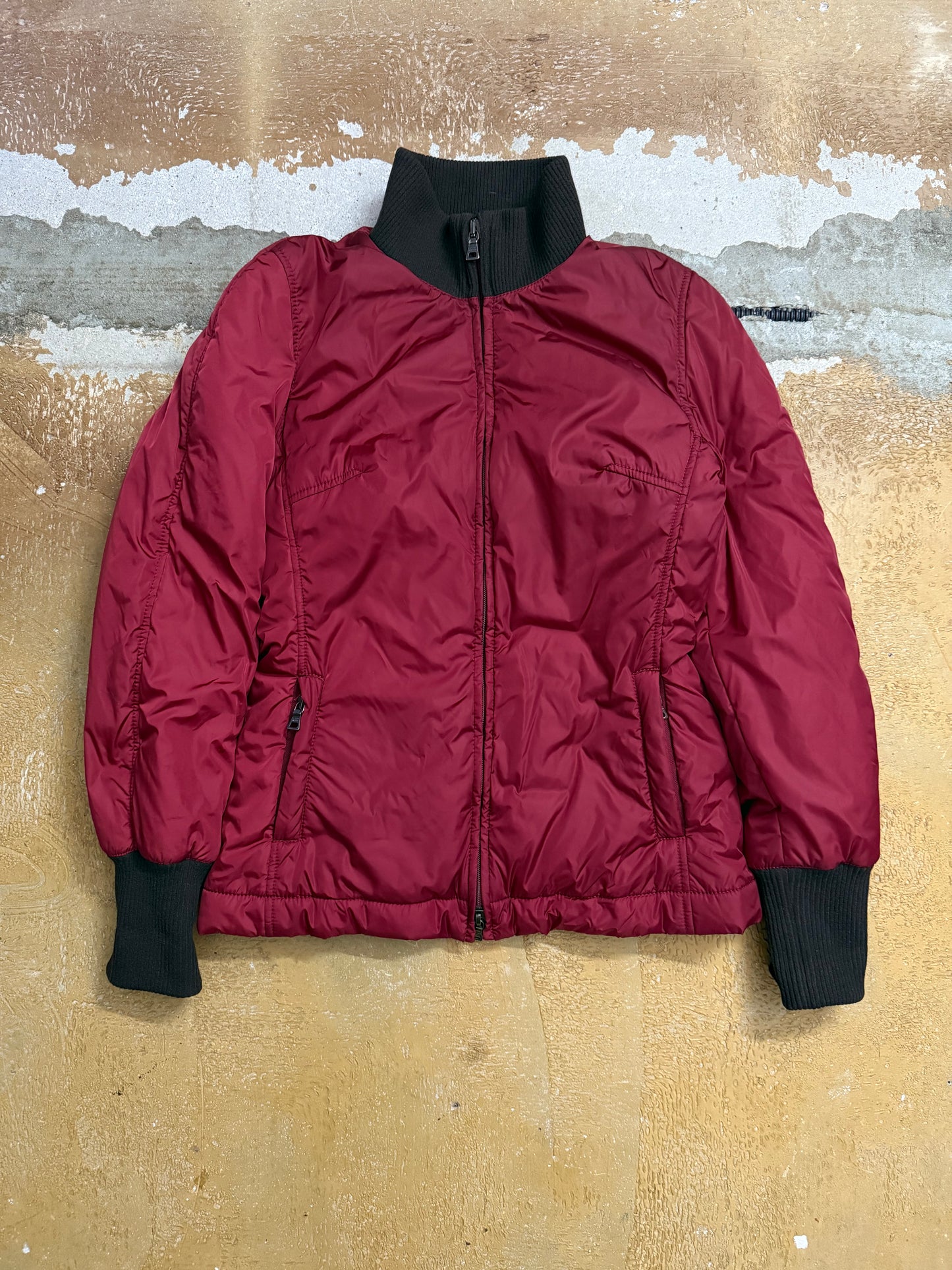Vintage Prada red tab down jacket - S