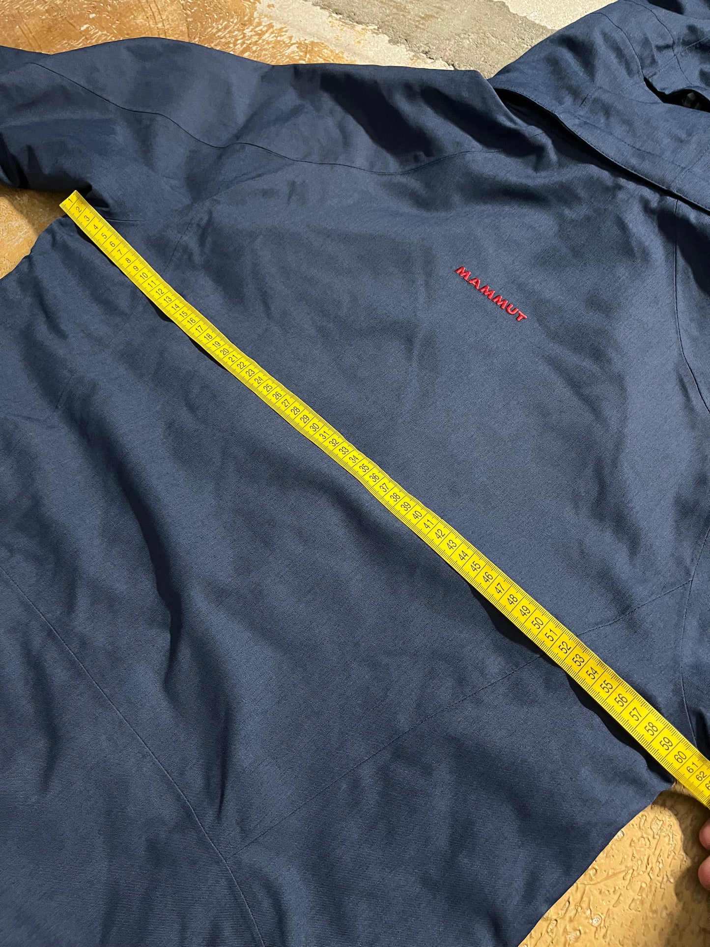 Mammut dry tech winter ski jacket - L