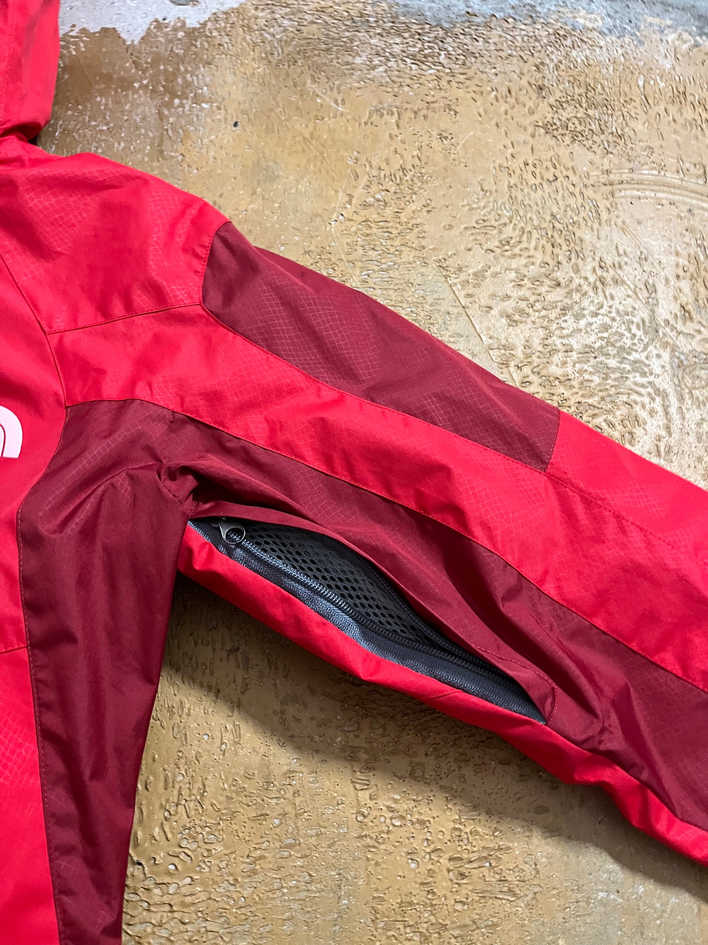 The North Face Summit Series 2-in-1 gore tex fleece jacket - S