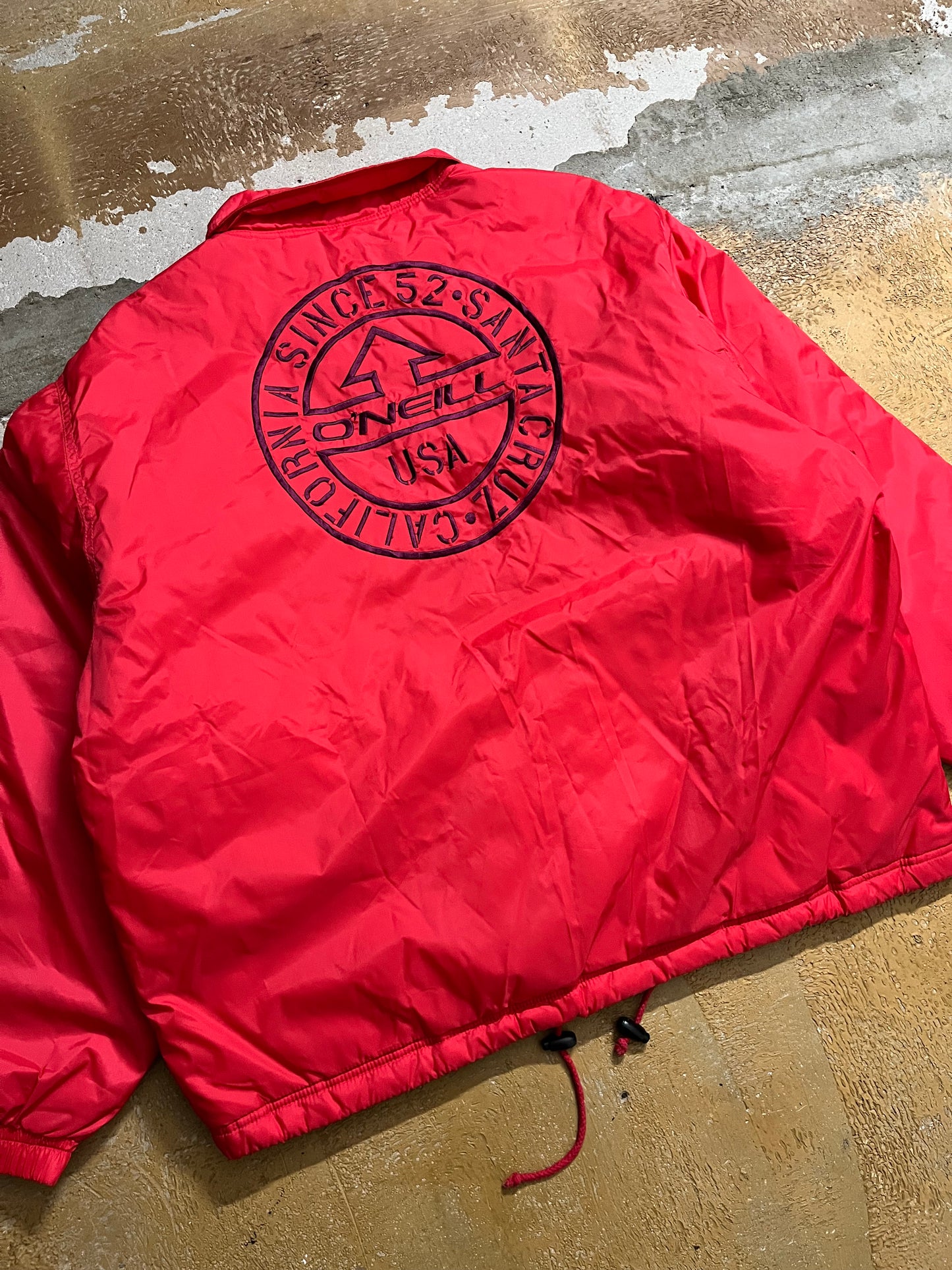 O’neill vintage red puffer jacket - L