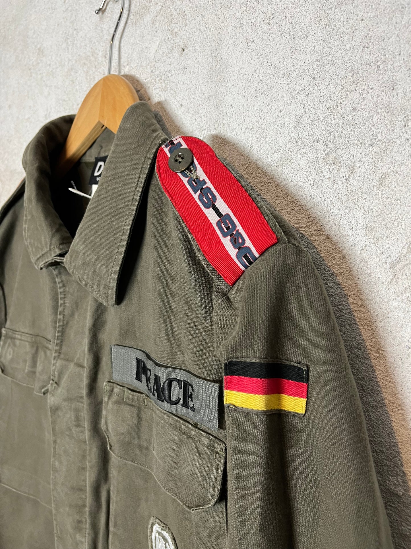 Dolce & Gabbana military peace jacket - L