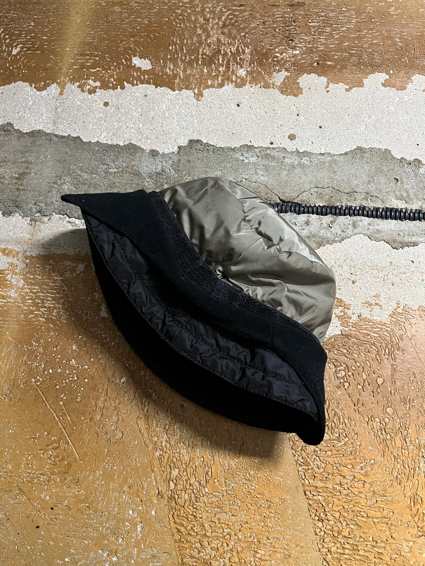 Prada vintage rare red tab bucket hat