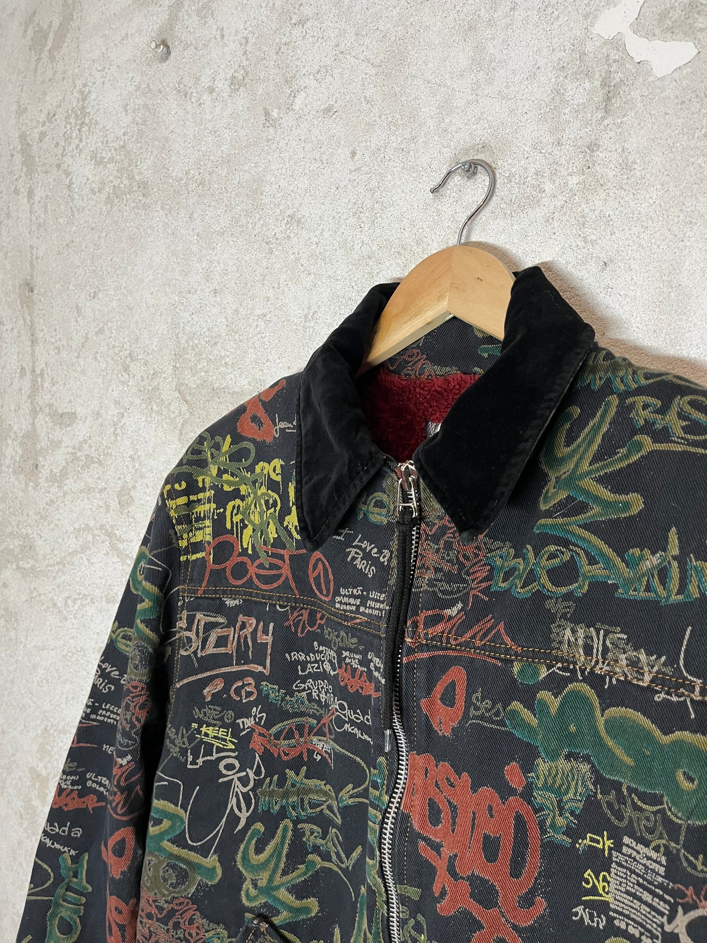 Jean Paul Gaultier denim graffiti print jacket faux fur lining - M