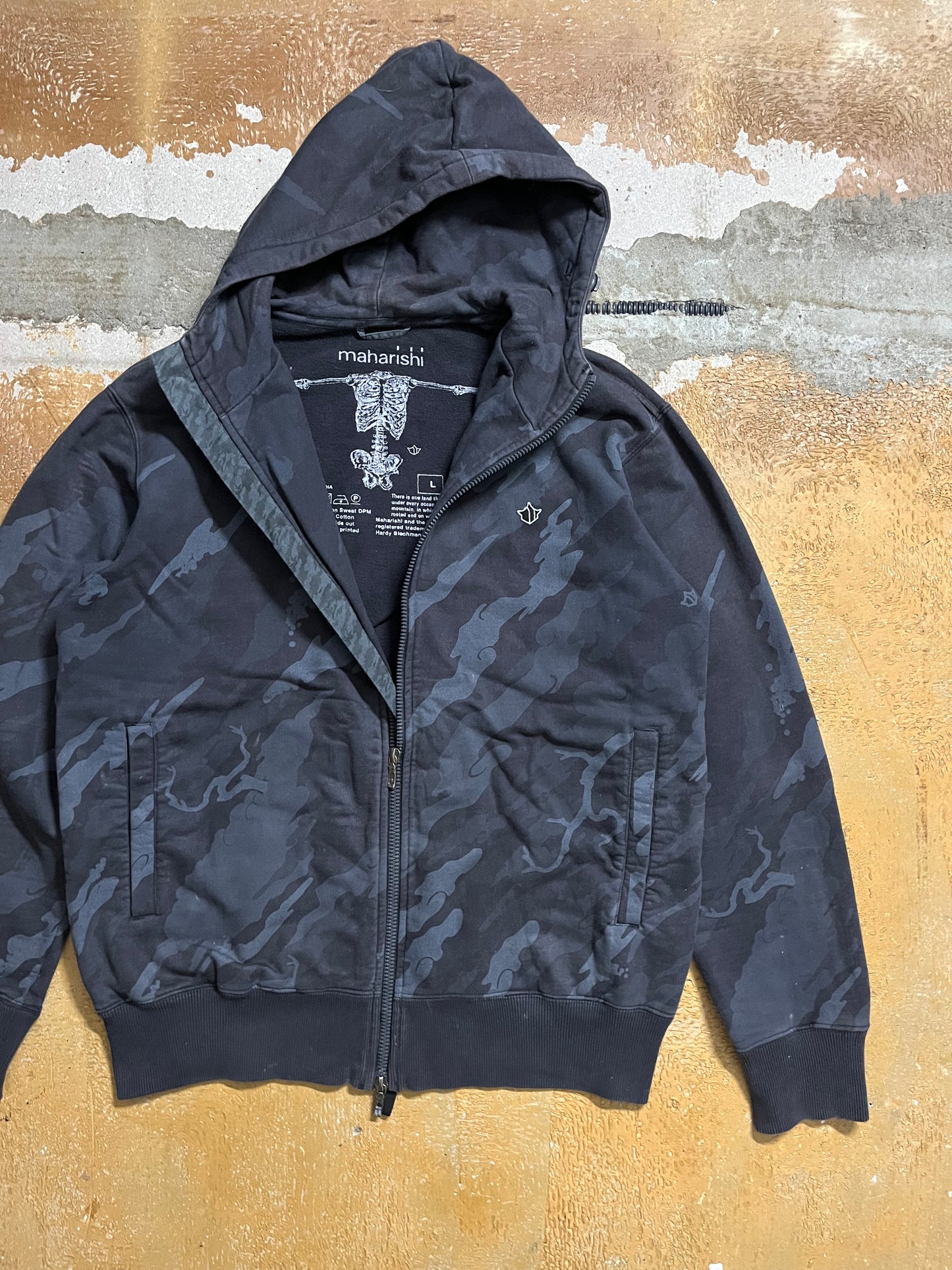 Maharishi grey camo hoodie - L