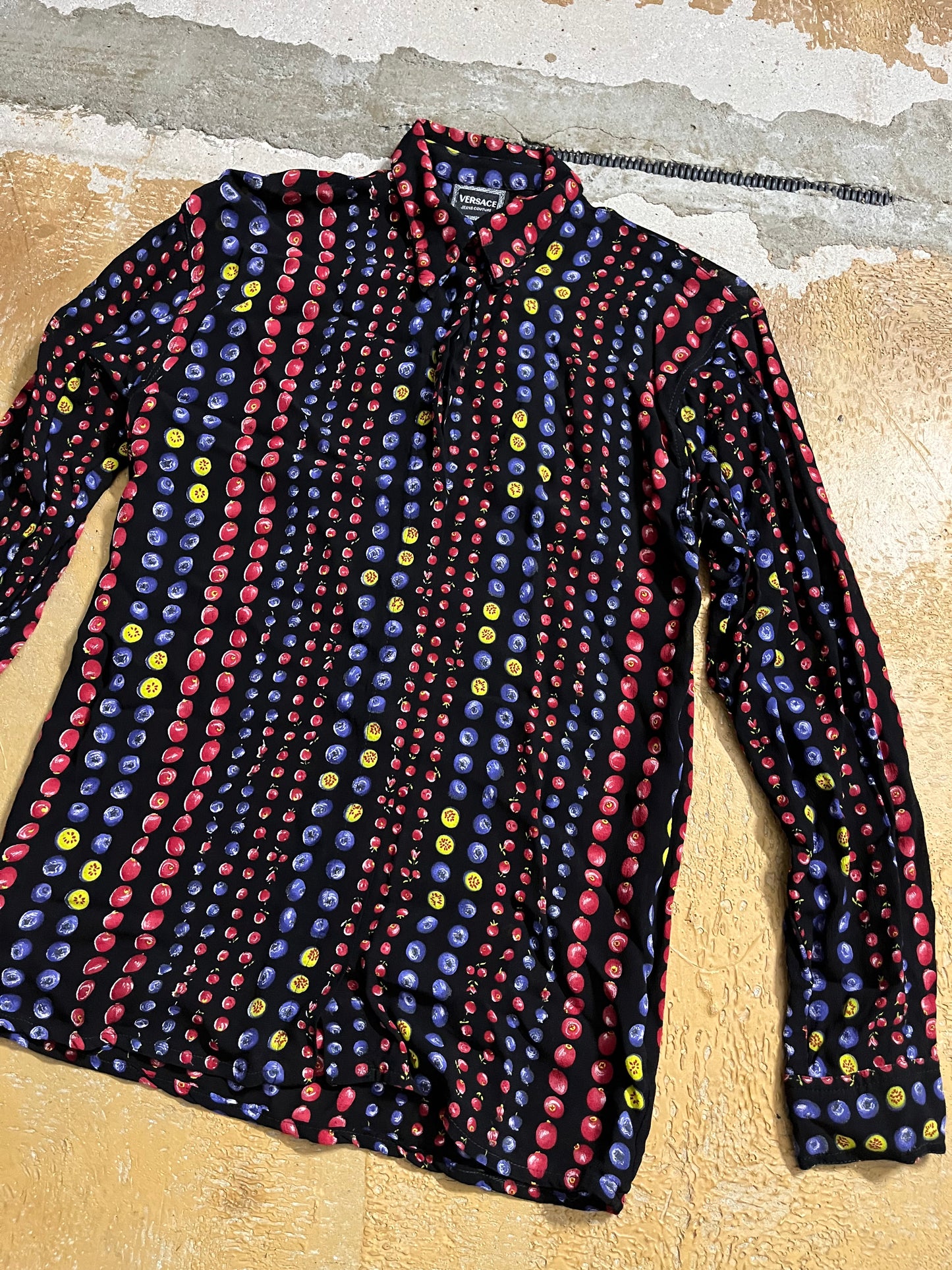 Versace vintage rare fruit shirt - S
