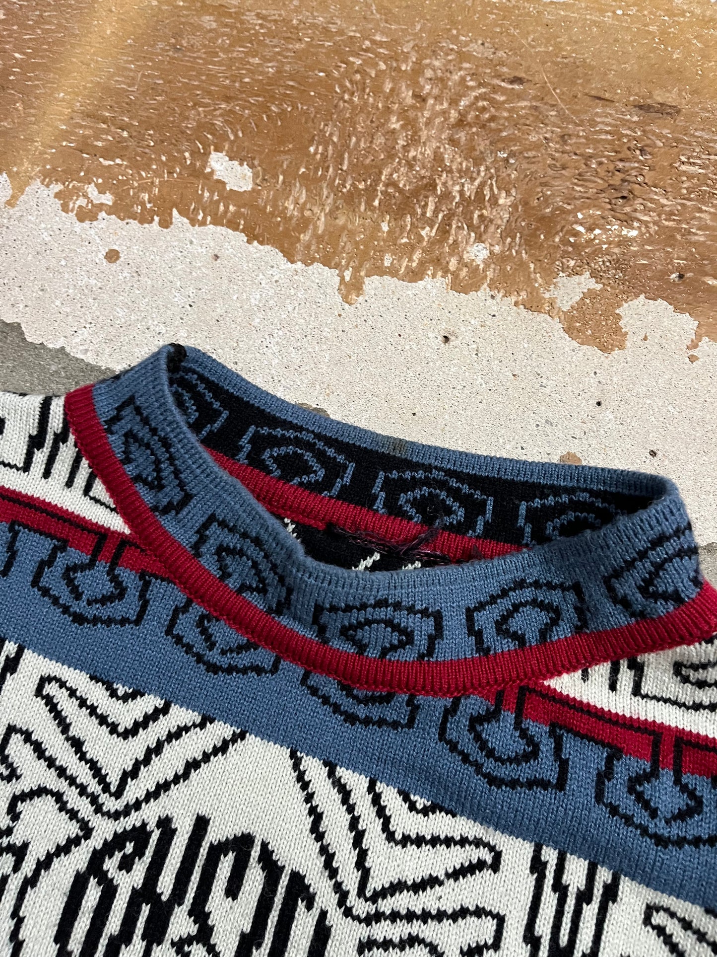 O’neill rare vintage reversible heavy knit sweater - L