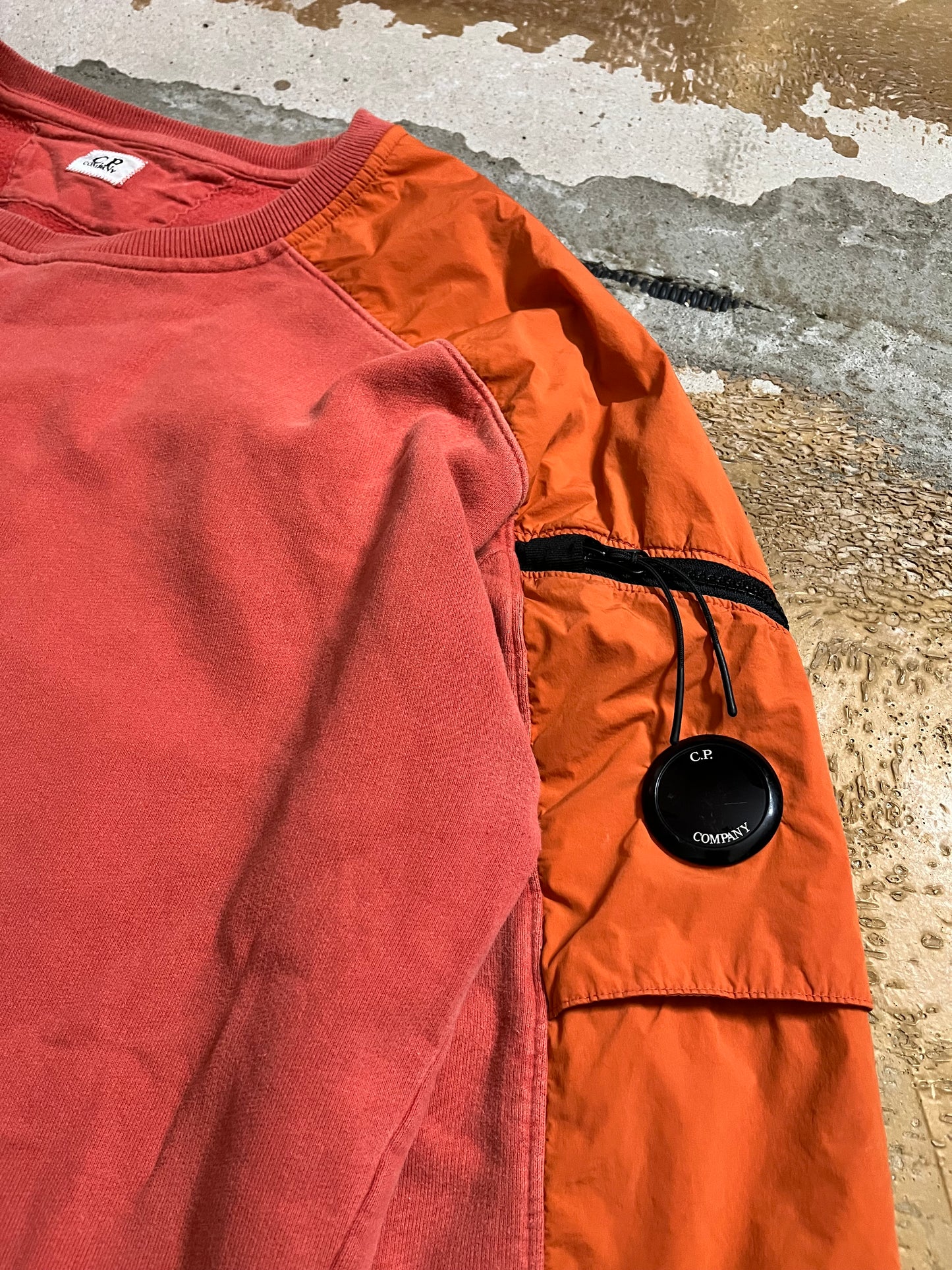 CP Company lense sweatshirt - XL