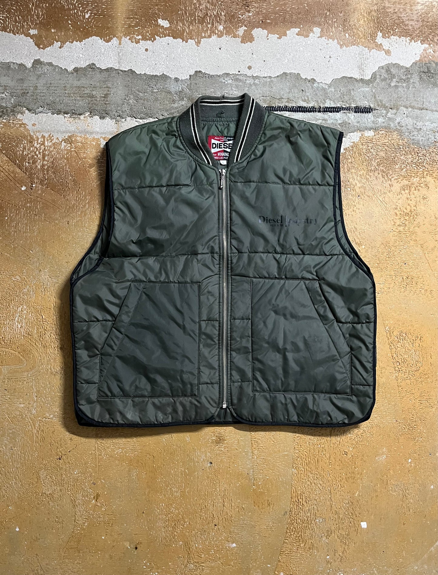 Diesel padded bodywarmer - L