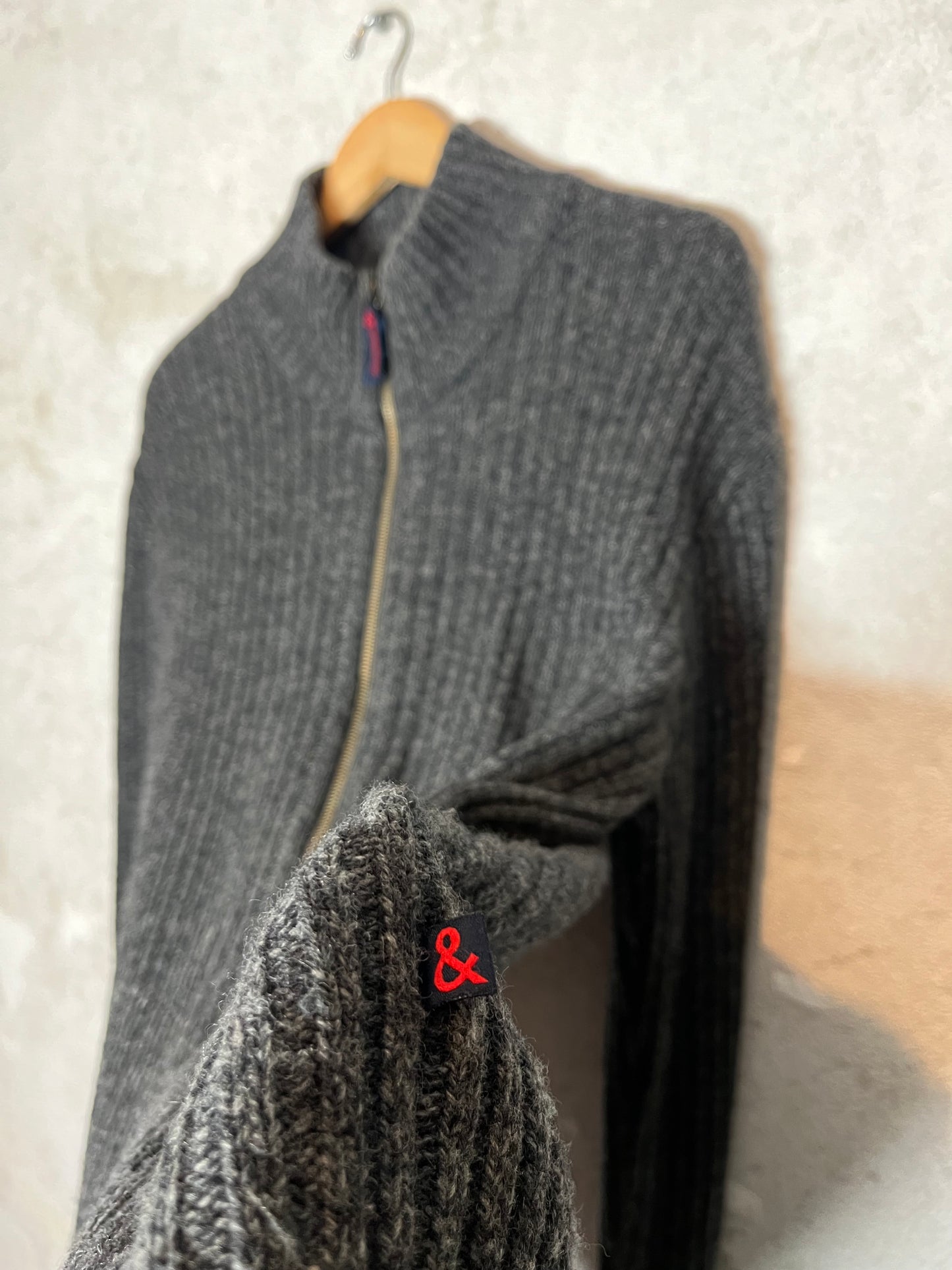 Dolce & Gabanna ribbed knit vintage 2000s y2k designer sweater - M
