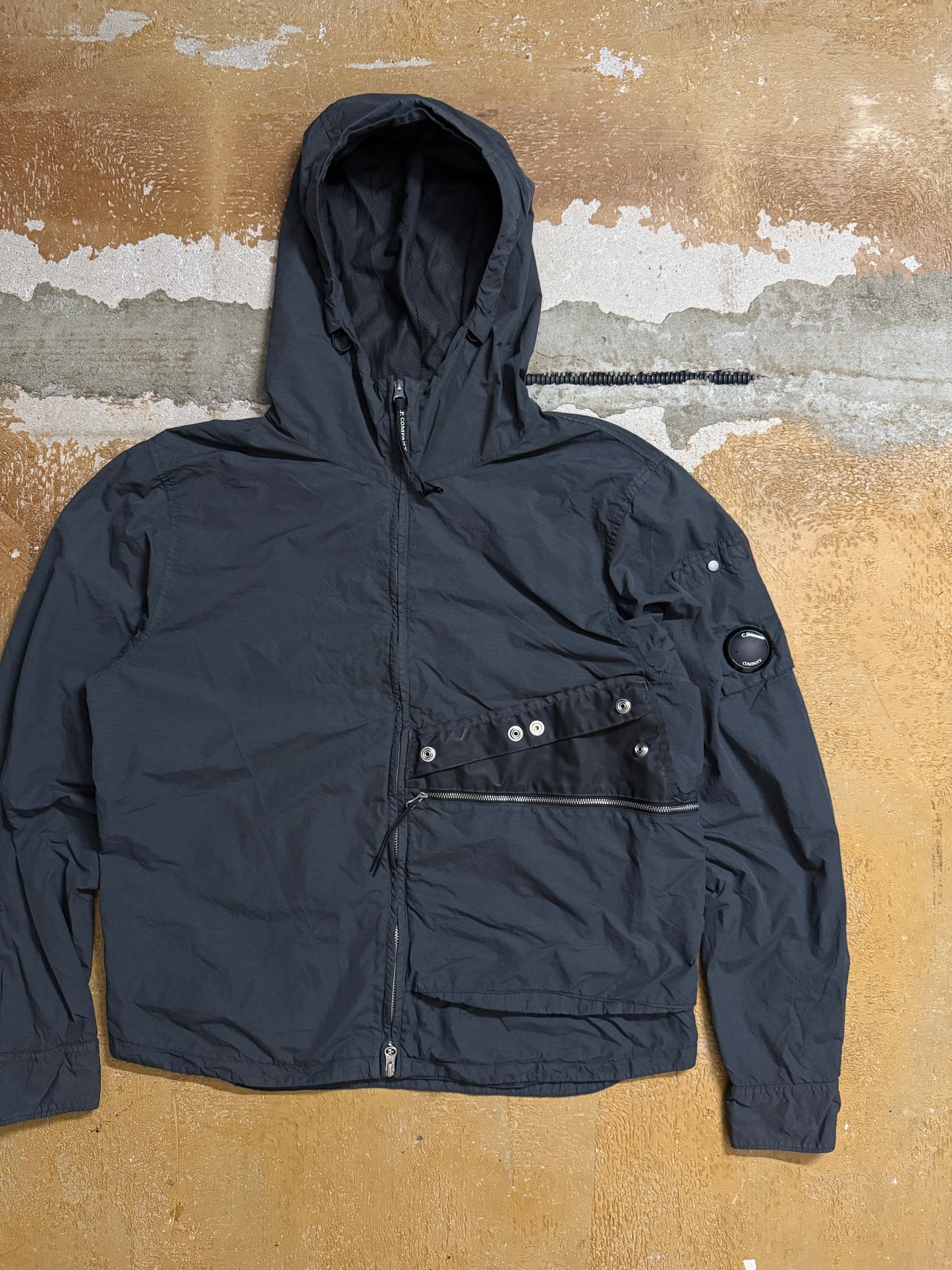 CP company Flatt Nylon vintage lense jacket - XL