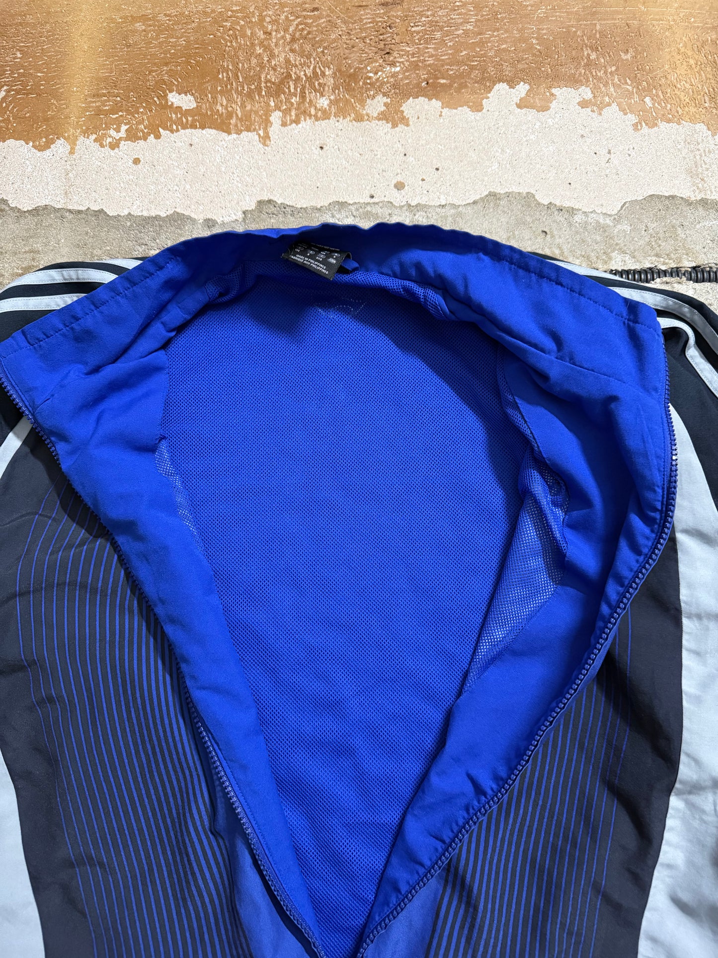 Adidas VERY rare vintage soccer jacket - L