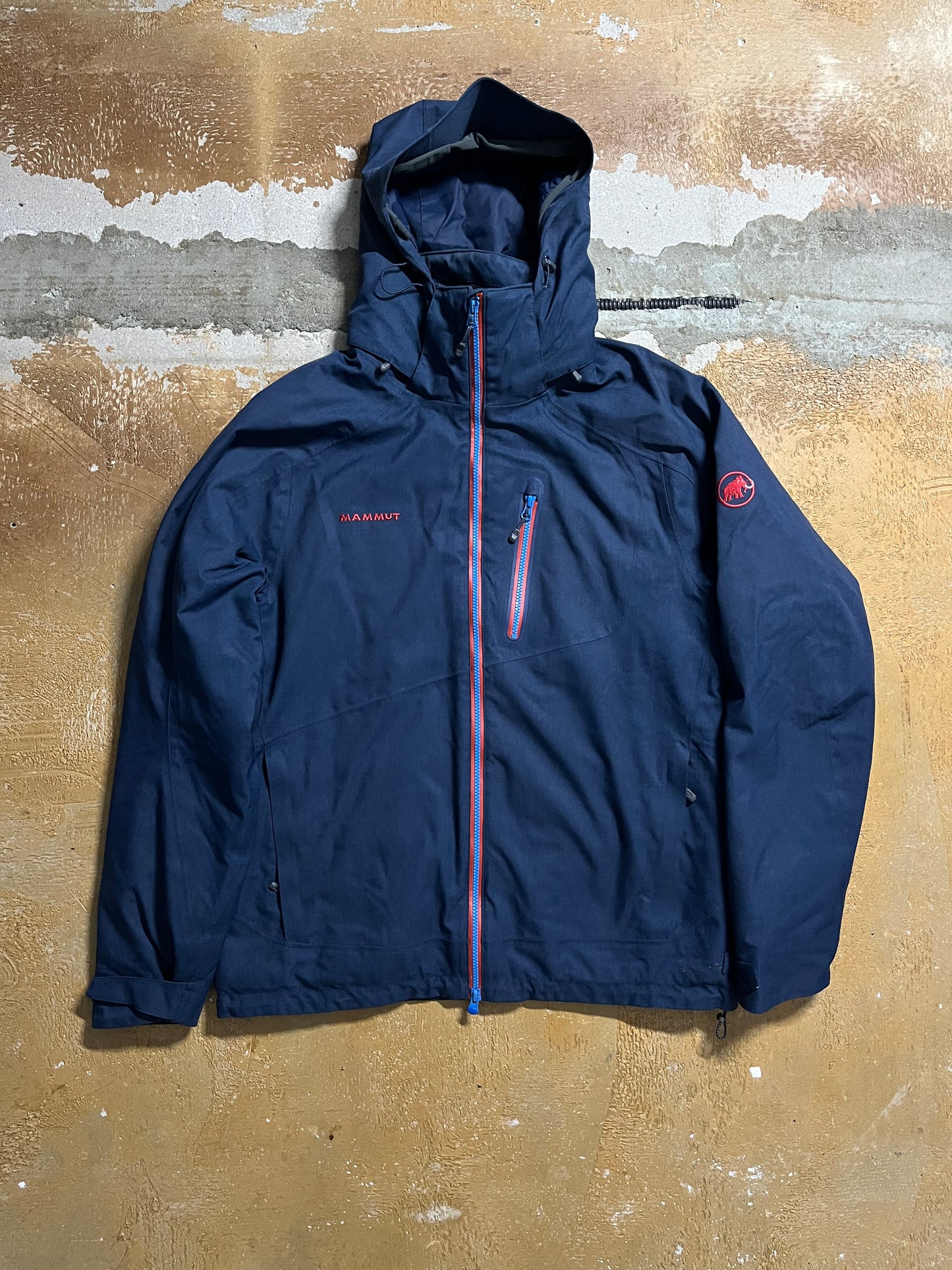 Mammut dry tech winter ski jacket - L
