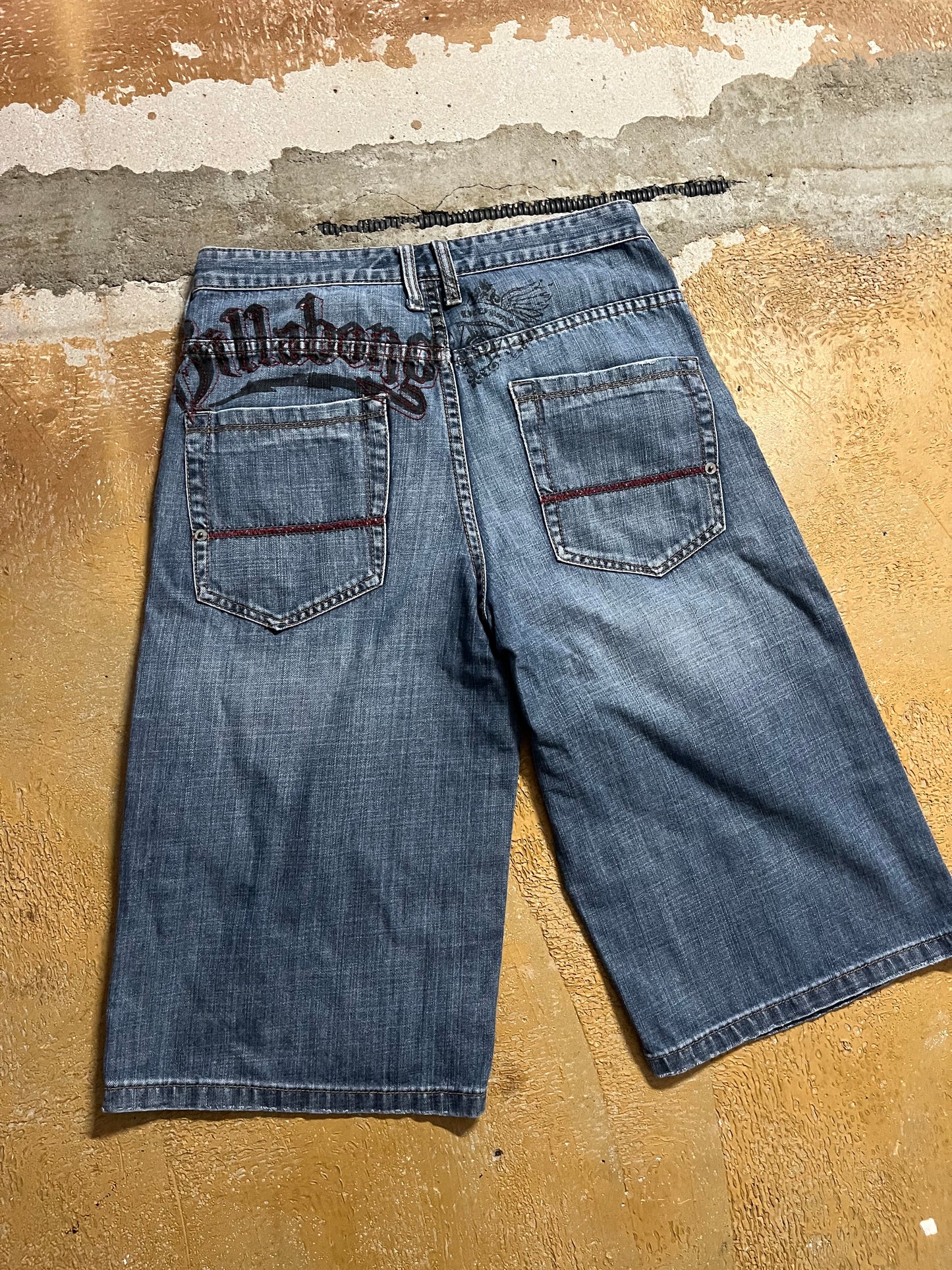 Billabong embroidered print jorts - XS
