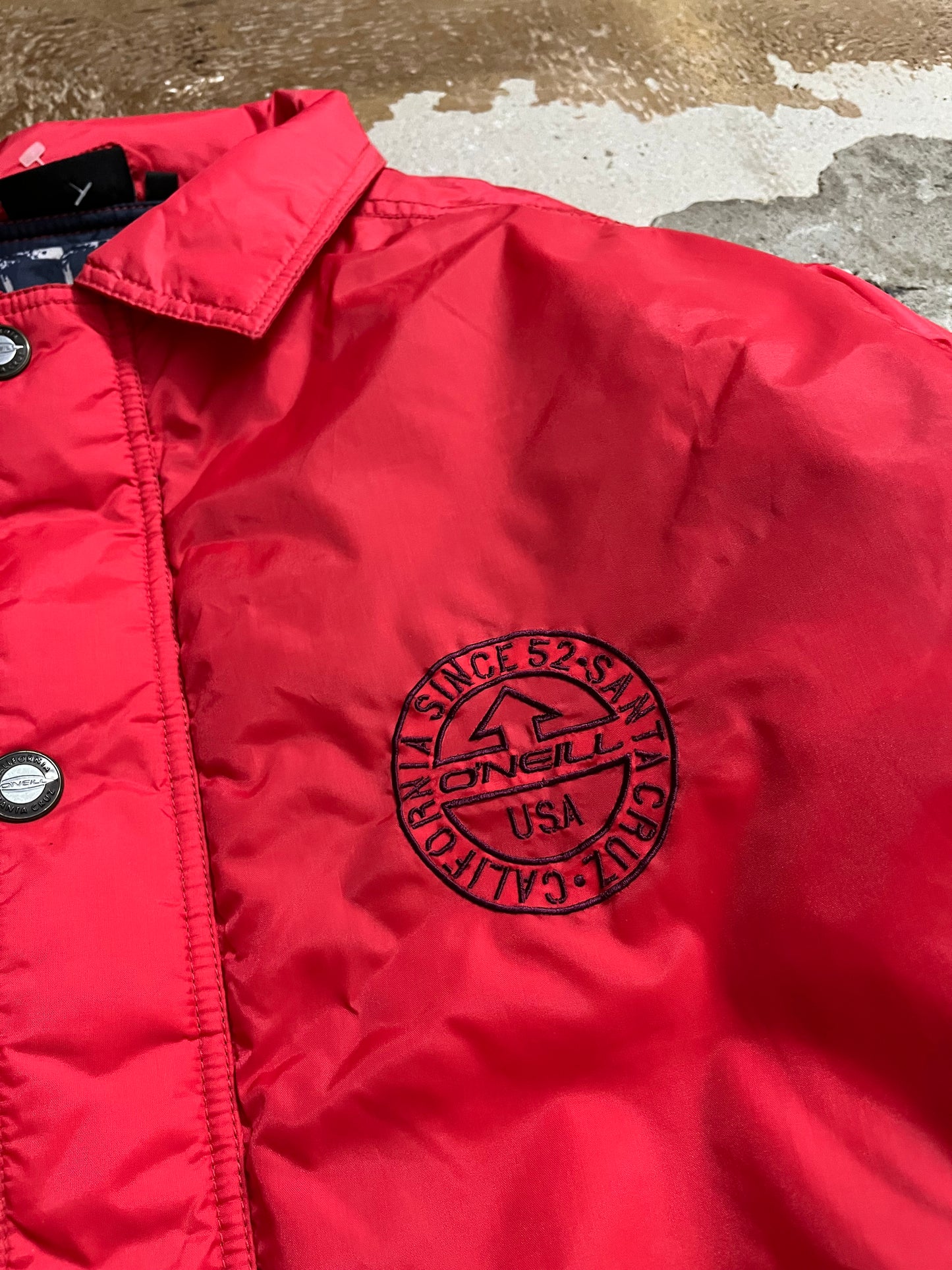 O’neill vintage red puffer jacket - L