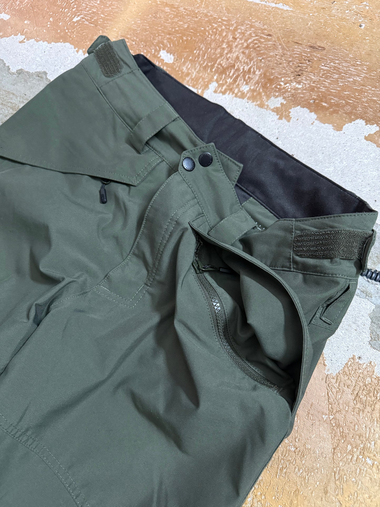 O’neill full ski outfit jacket + pants - L