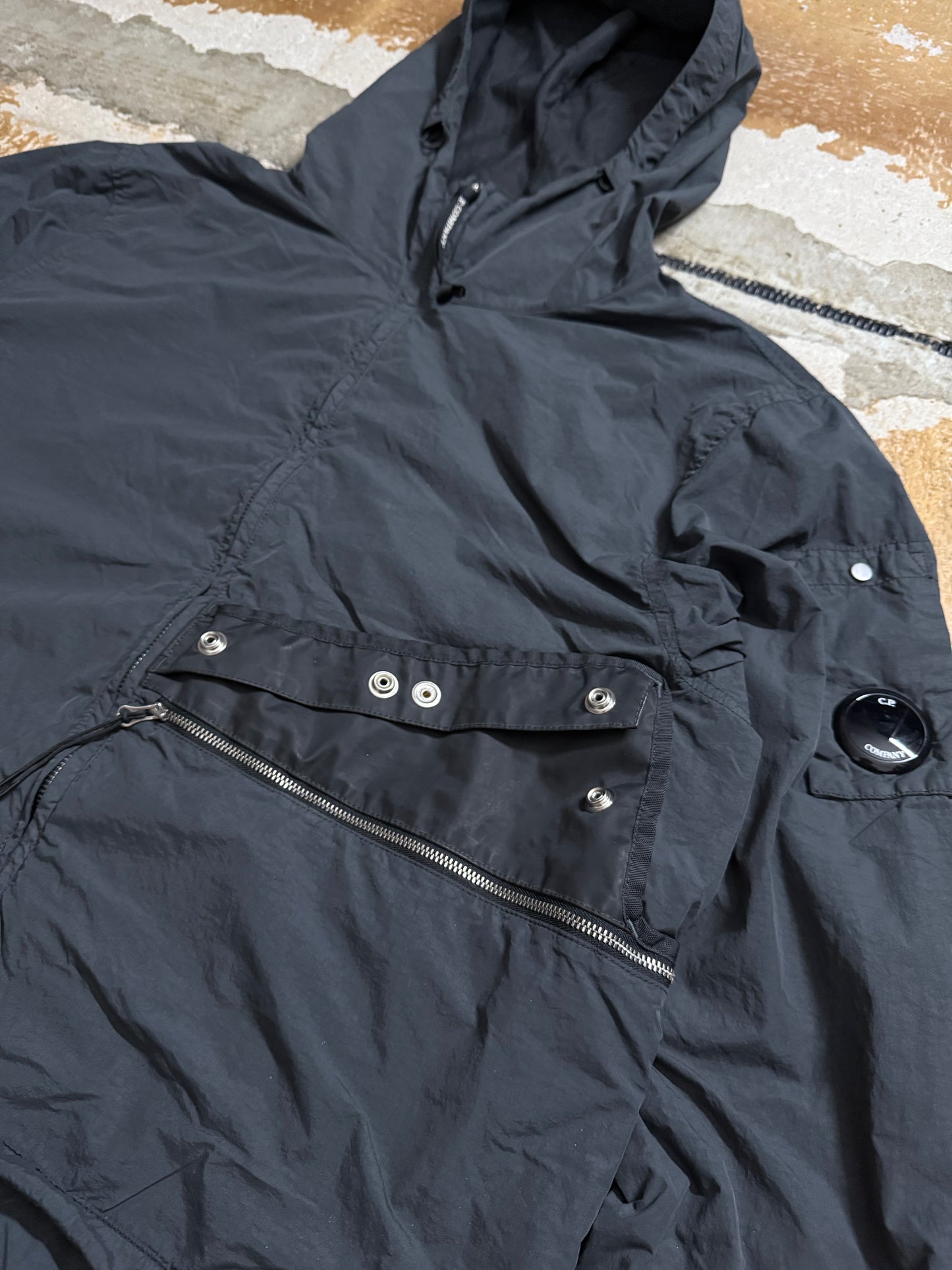 CP company Flatt Nylon vintage lense jacket - XL