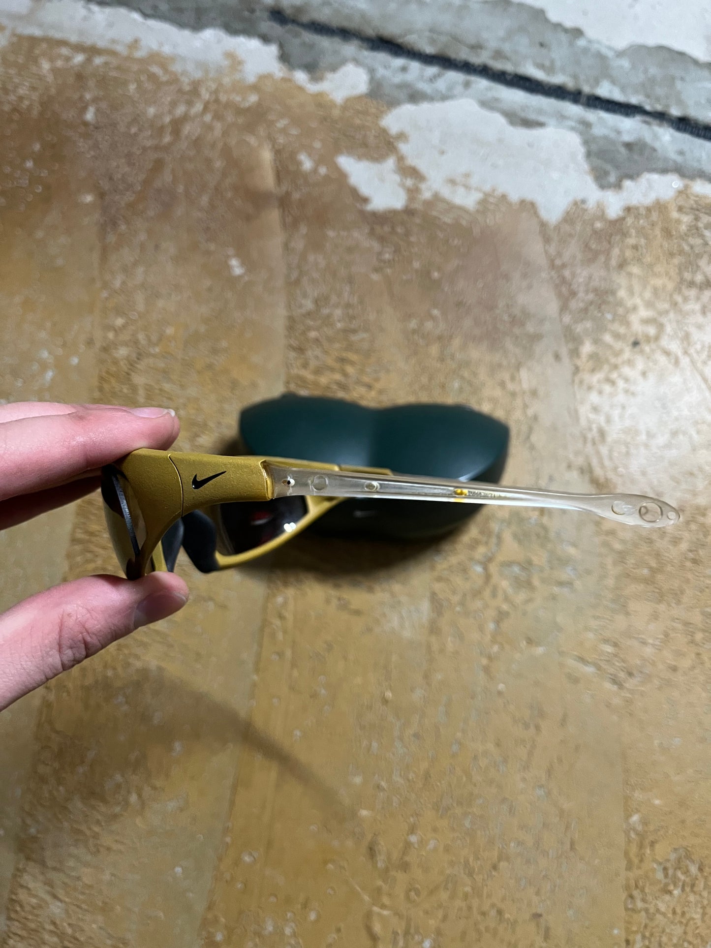 Nike 90s RV8 revolution sunglasses + case