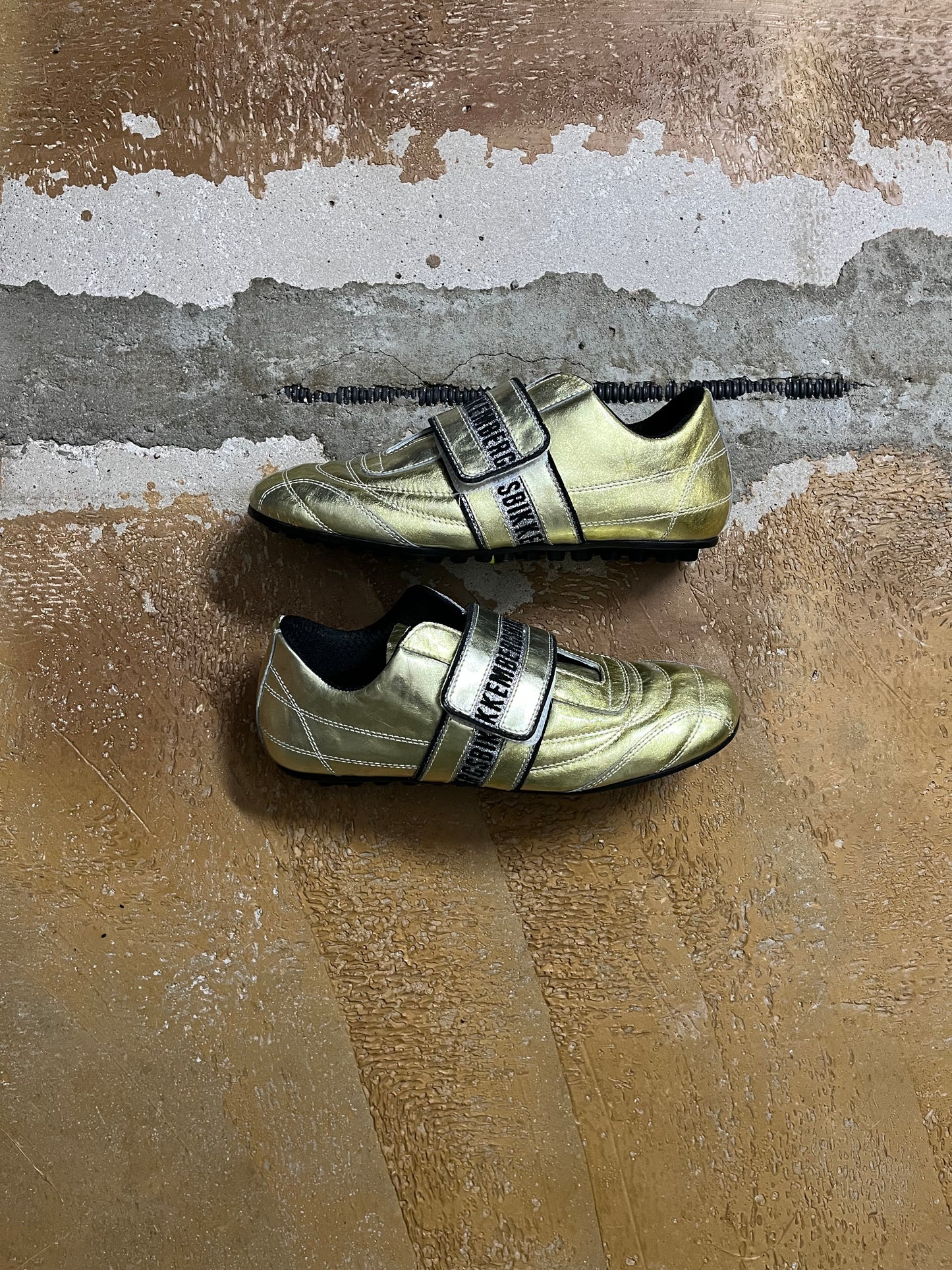 Dirk Bikkembergs gold shoes NEW - 40