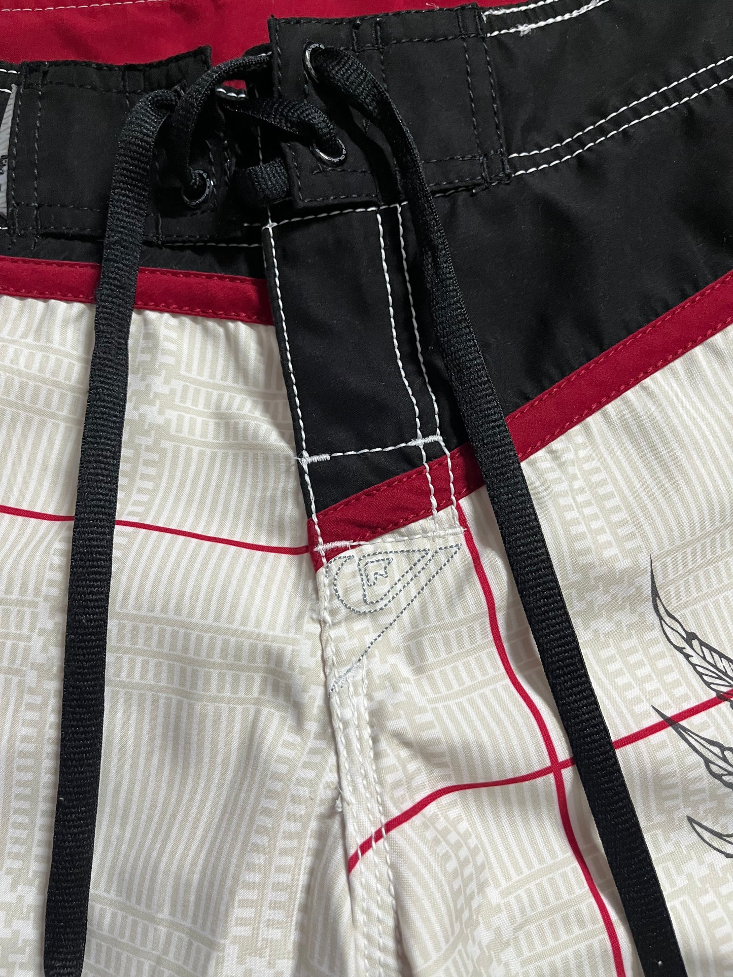 Quiksilver vintage swimming shorts - XS
