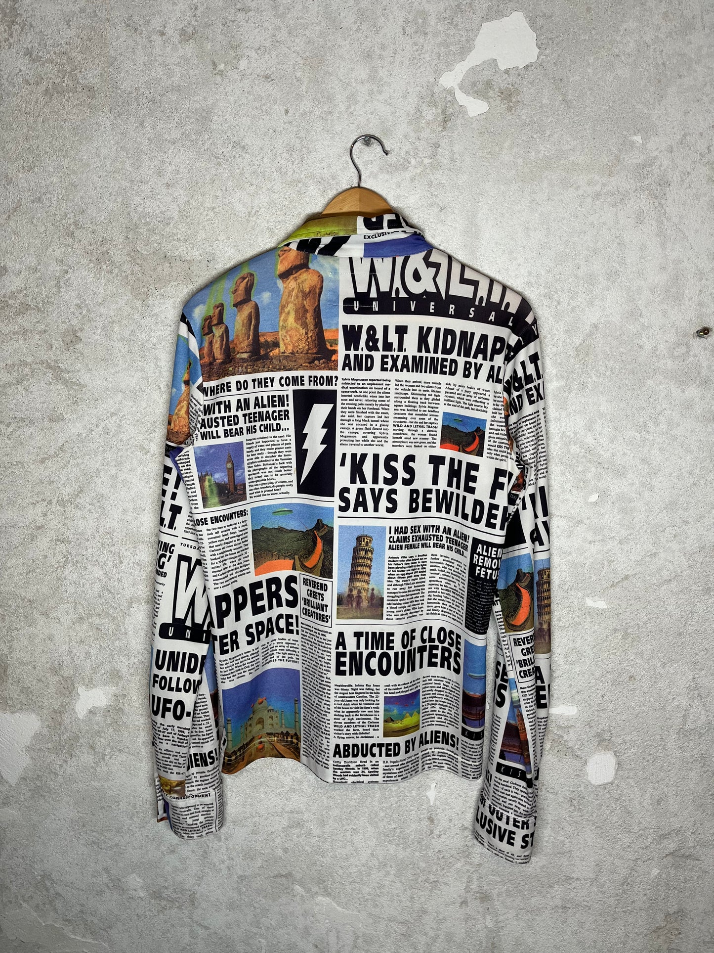 Walter van Beirendonck W< rare 1997 newspaper alien shirt - L