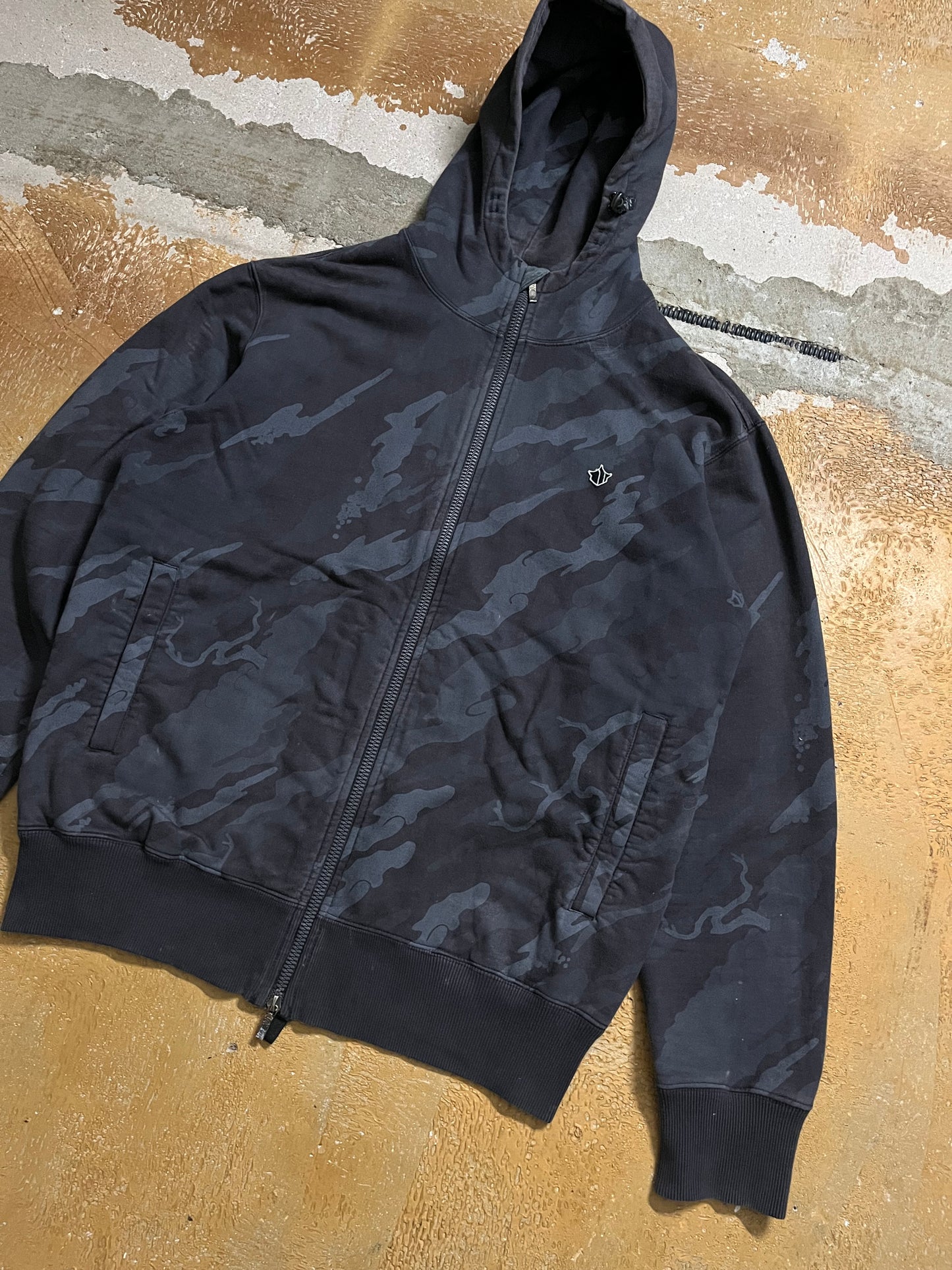 Maharishi grey camo hoodie - L