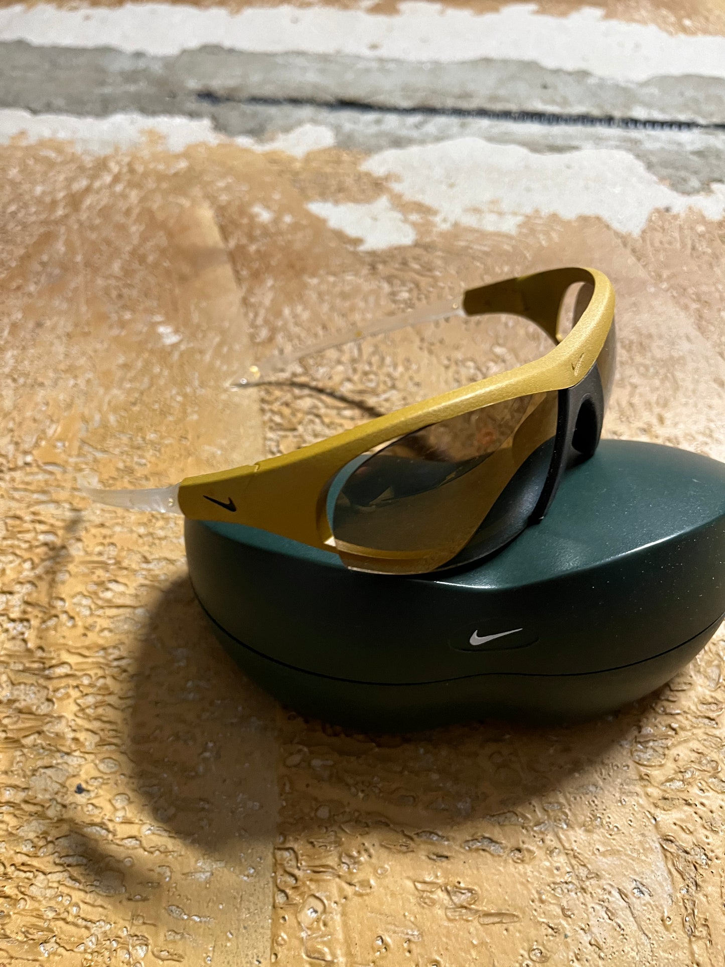 Nike 90s RV8 revolution sunglasses + case