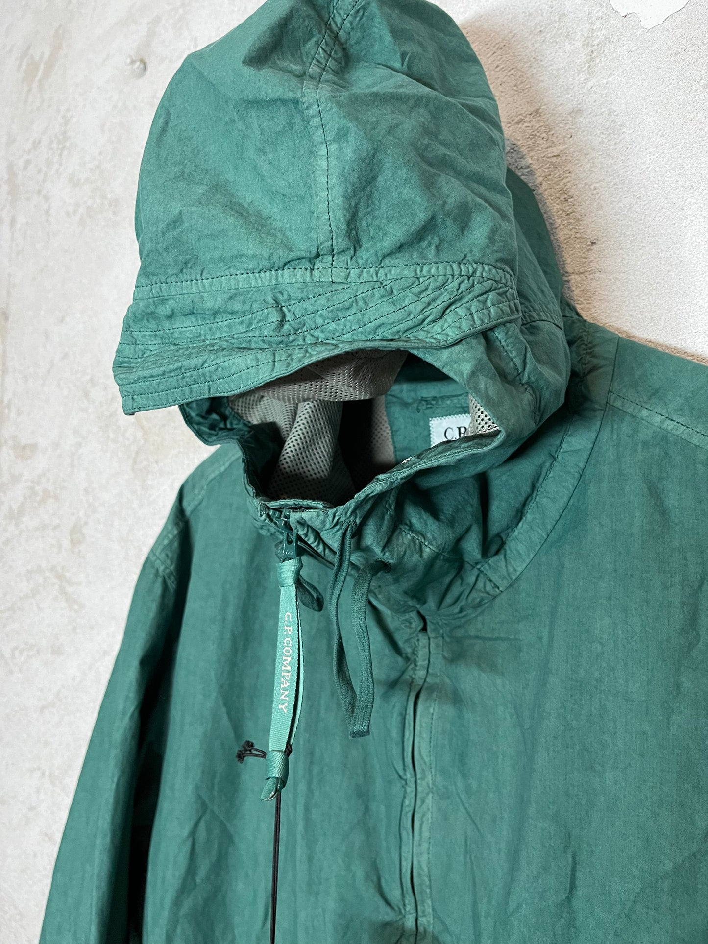 CP Company waxed cotton lense jacket - M
