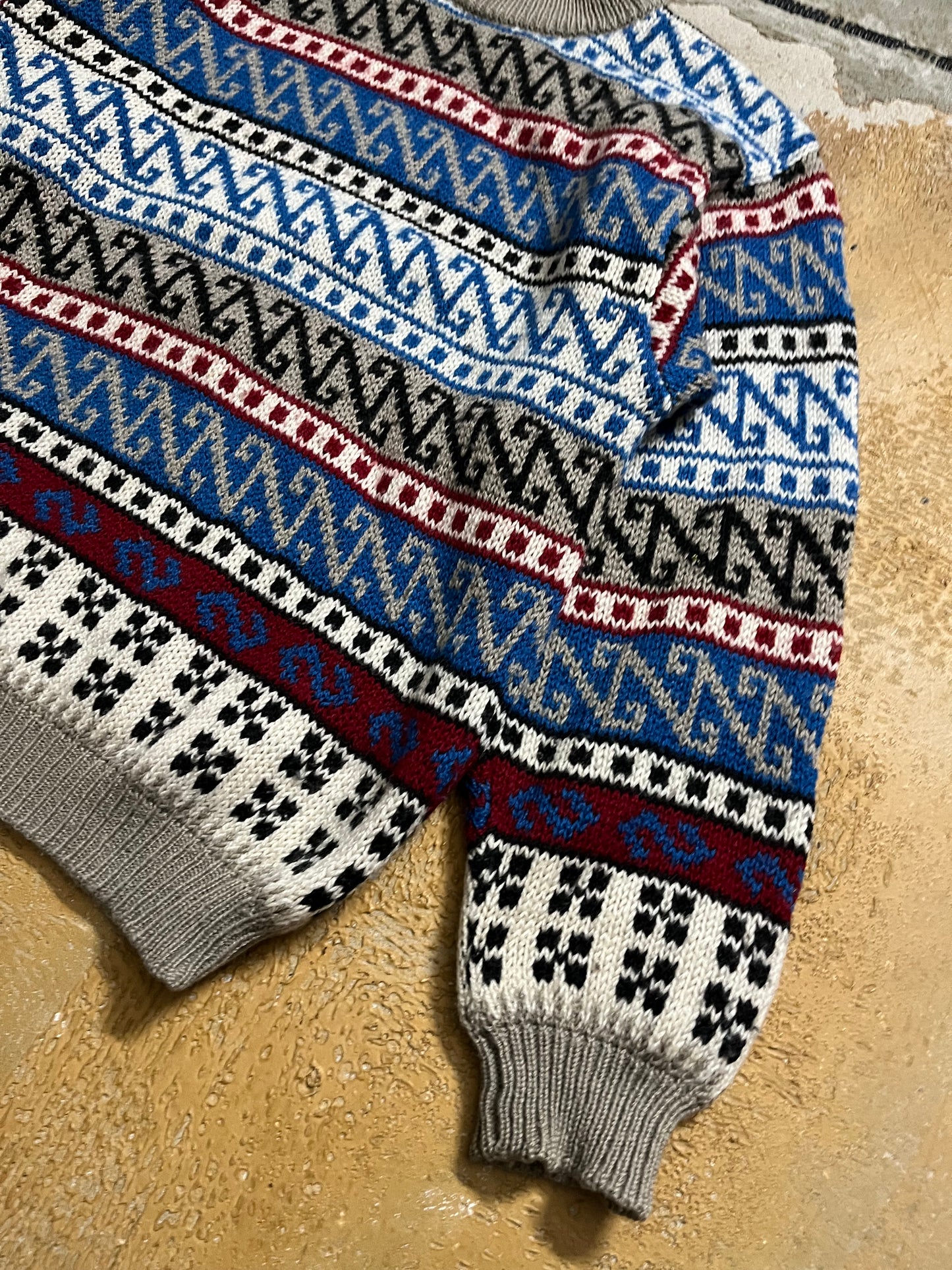 United Colors of Benetton knit sweater - M