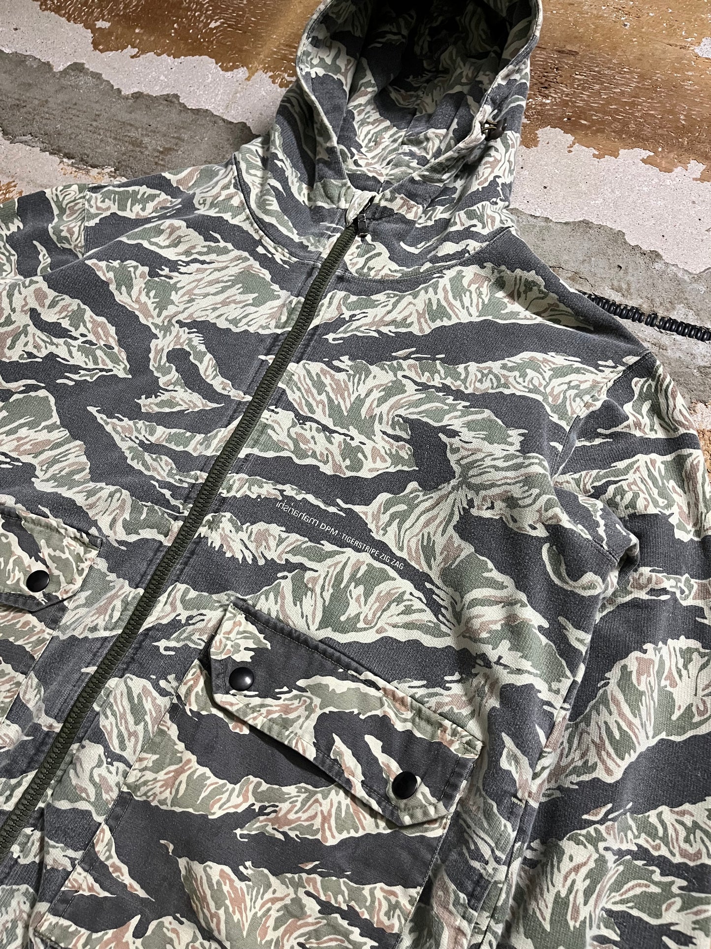 Maharishi vintage camo zip-up hoodie - M