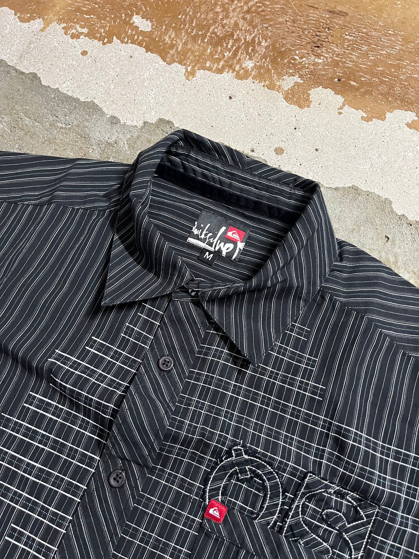 Quiksilver vintage polo tee shirt - M