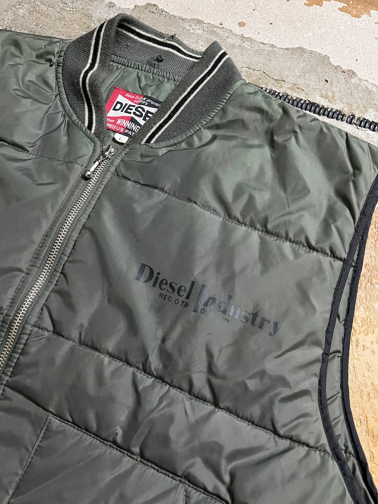 Diesel padded bodywarmer - L