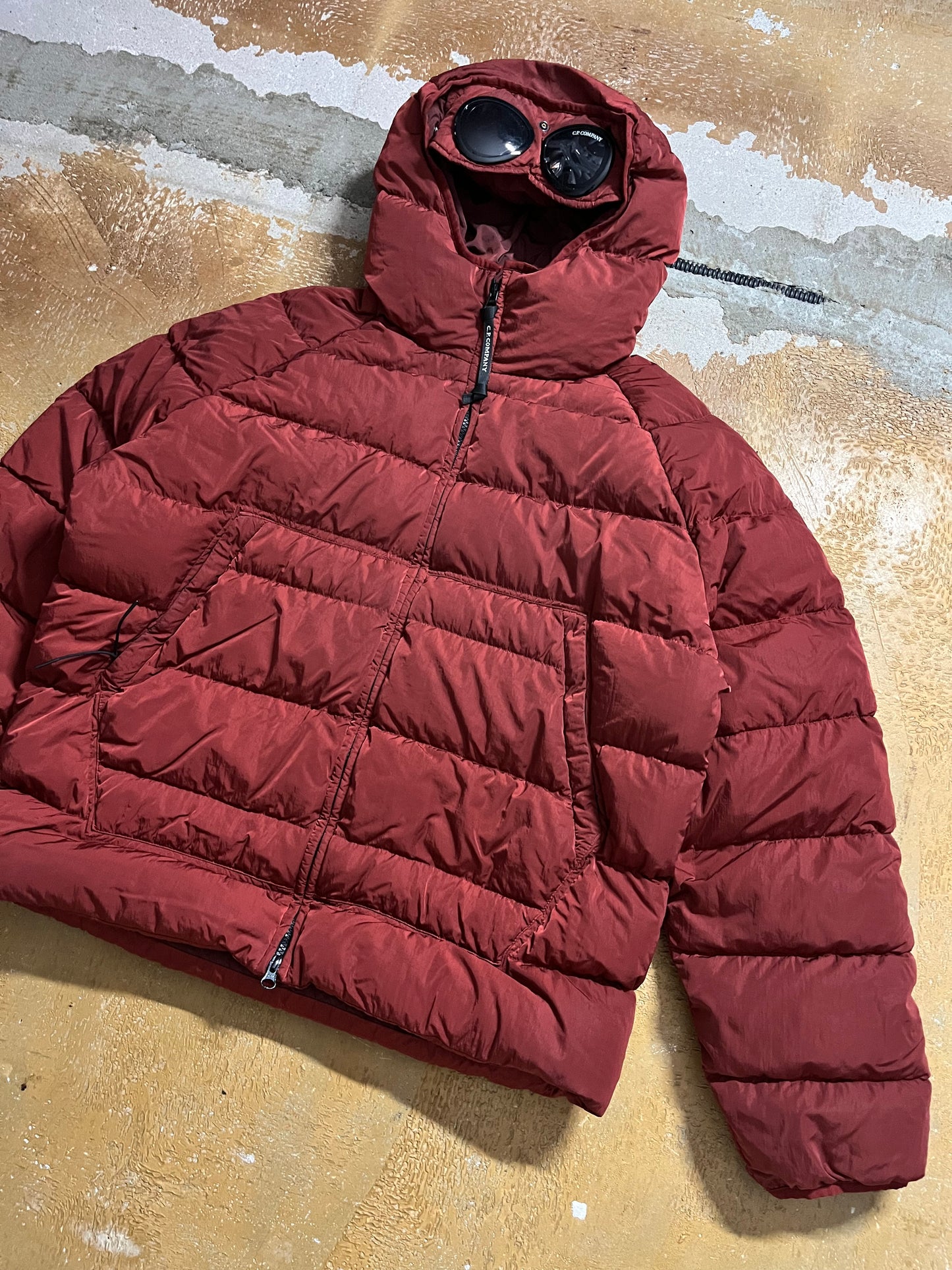 CP Company puffer down jacket - L