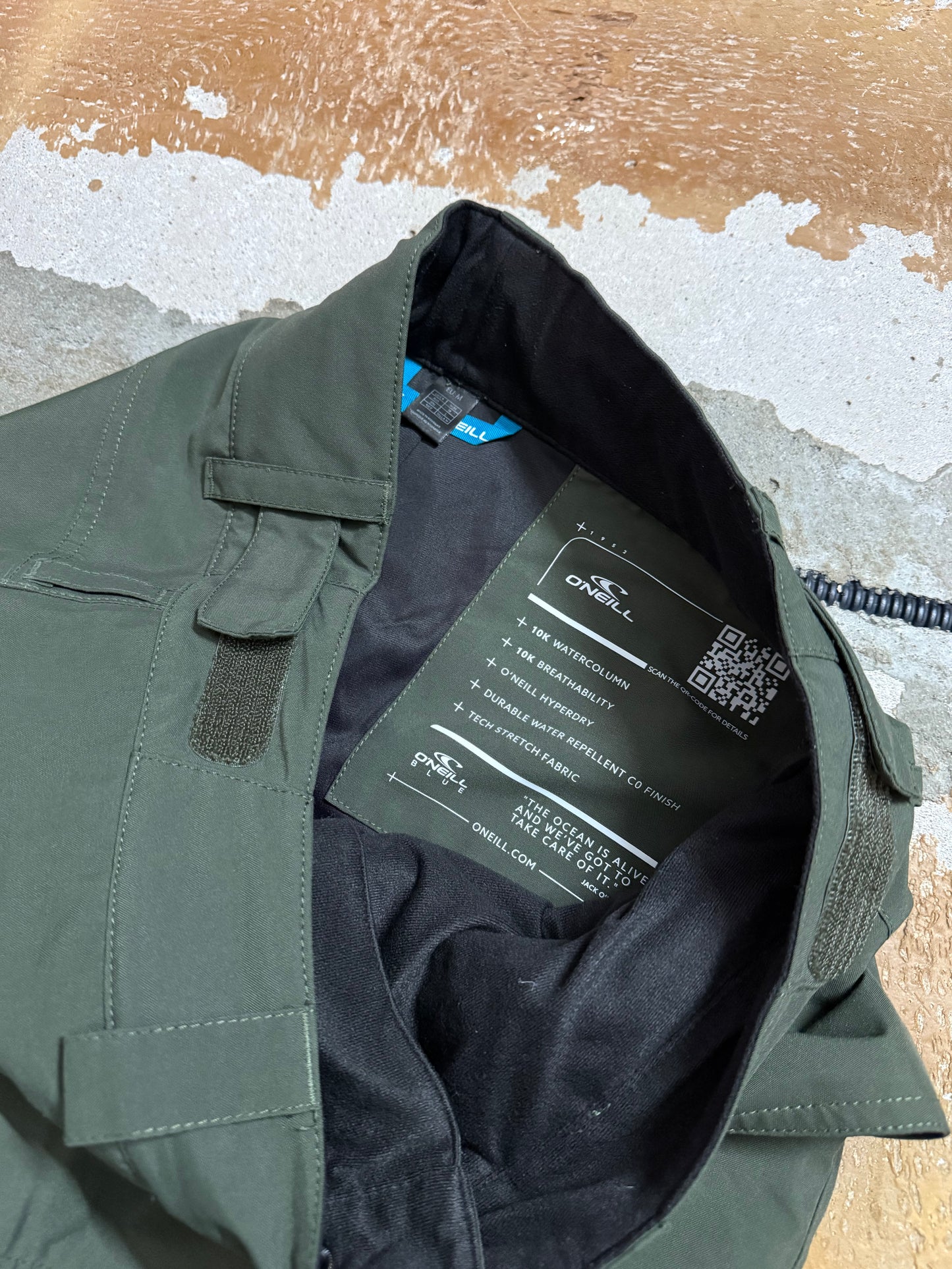 O’neill full ski outfit jacket + pants - L