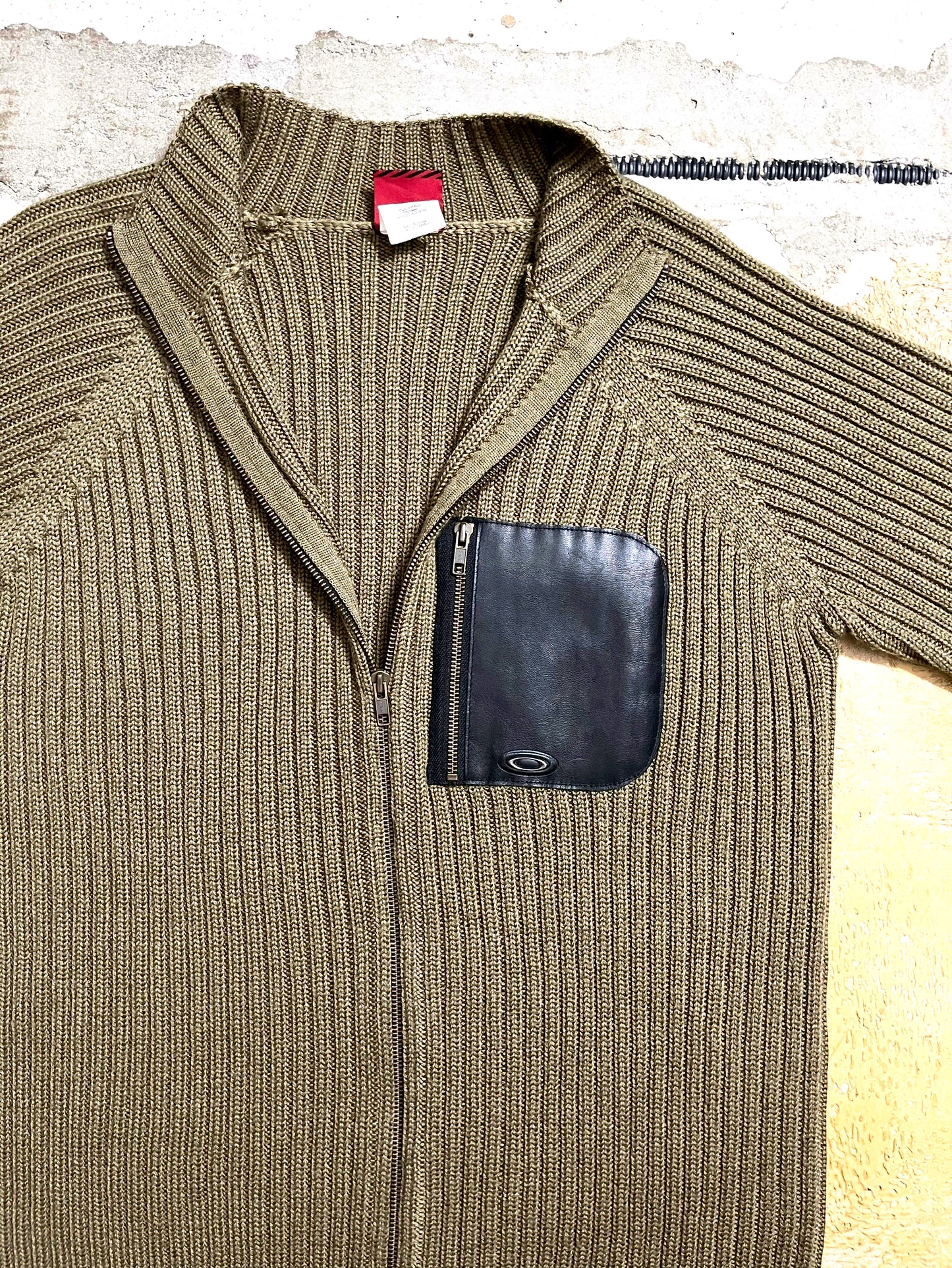Vintage Oakley knit zip-up sweater - L