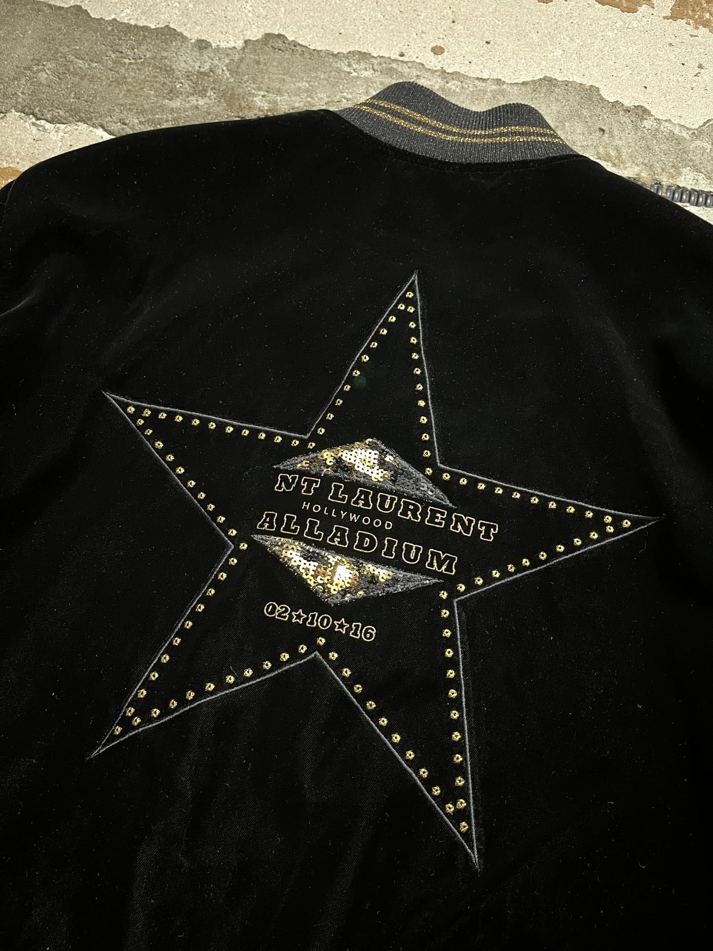 Saint Laurent Palladium velvet bomber jacket - XS