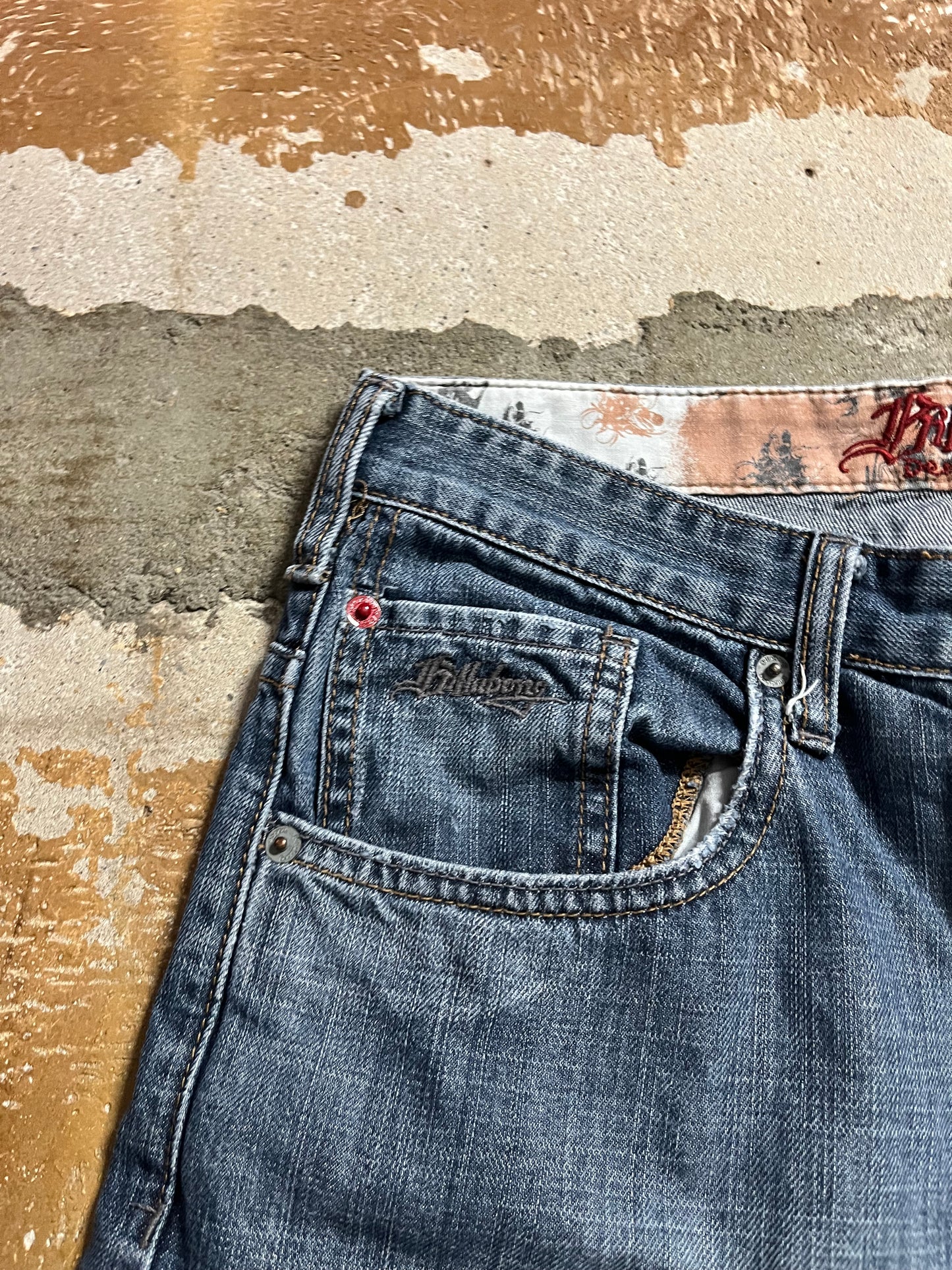 Billabong embroidered print jorts - XS
