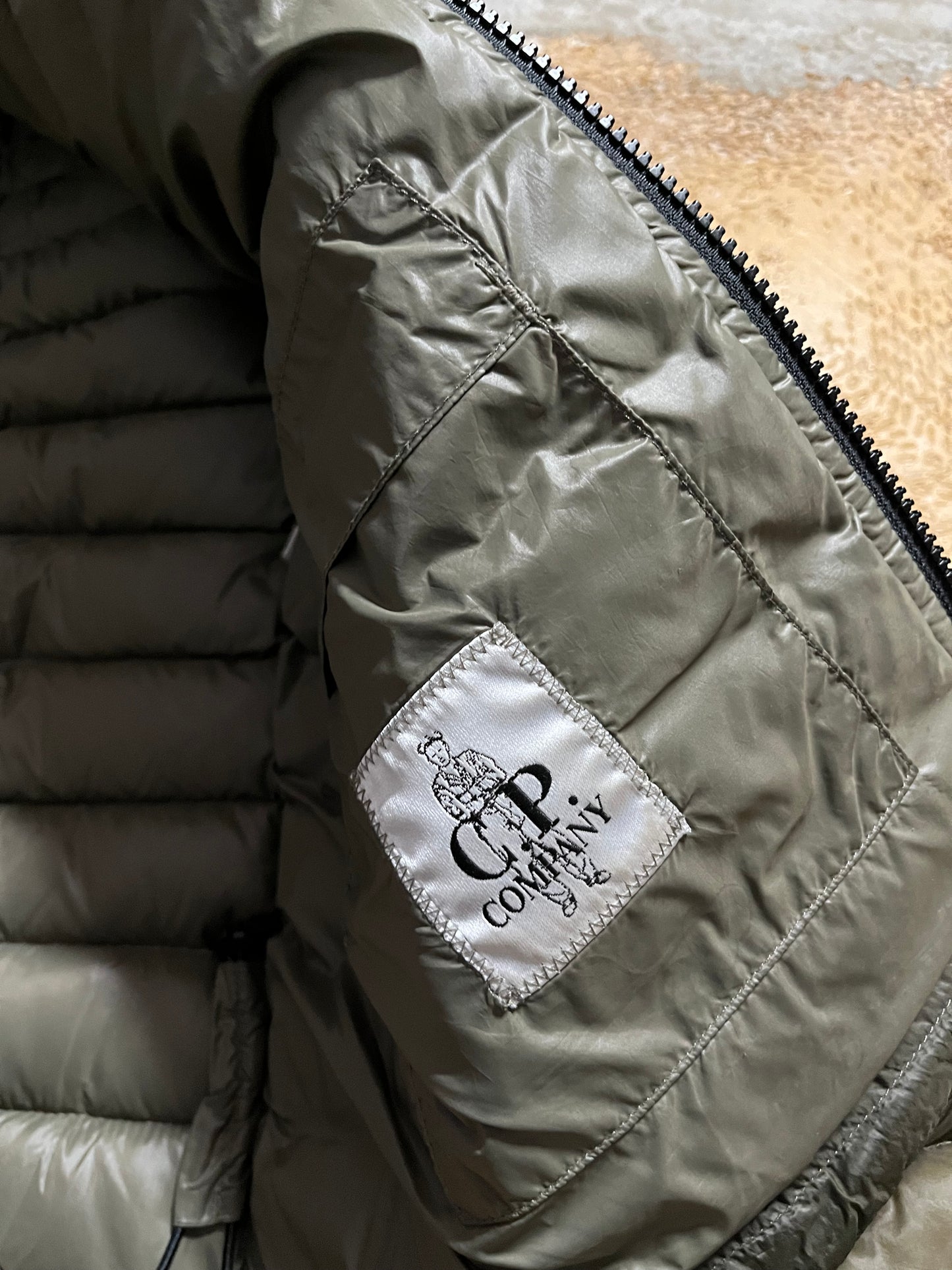 CP Company D.D. shell puffer jacket - M