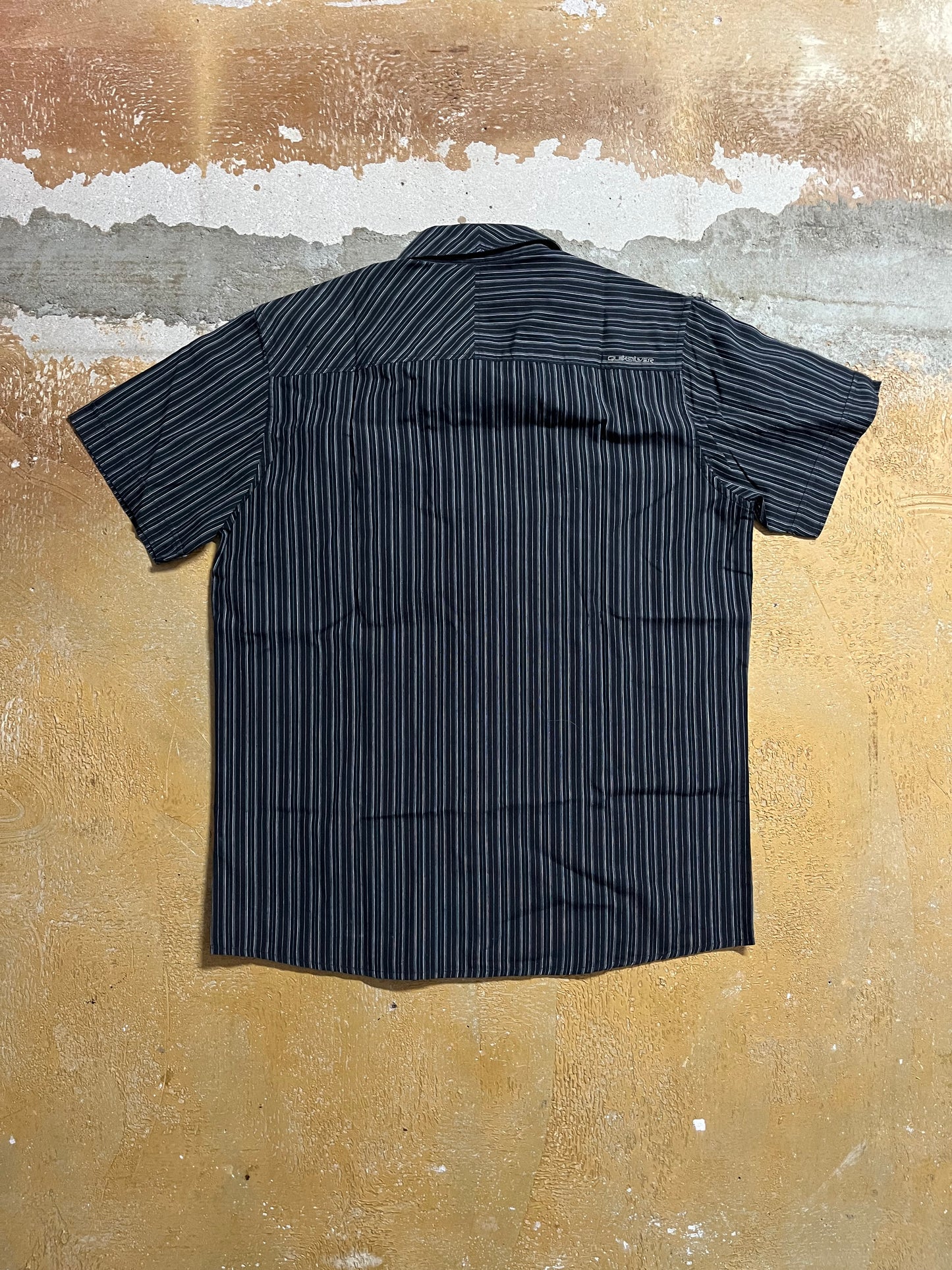 Quiksilver vintage polo tee shirt - M