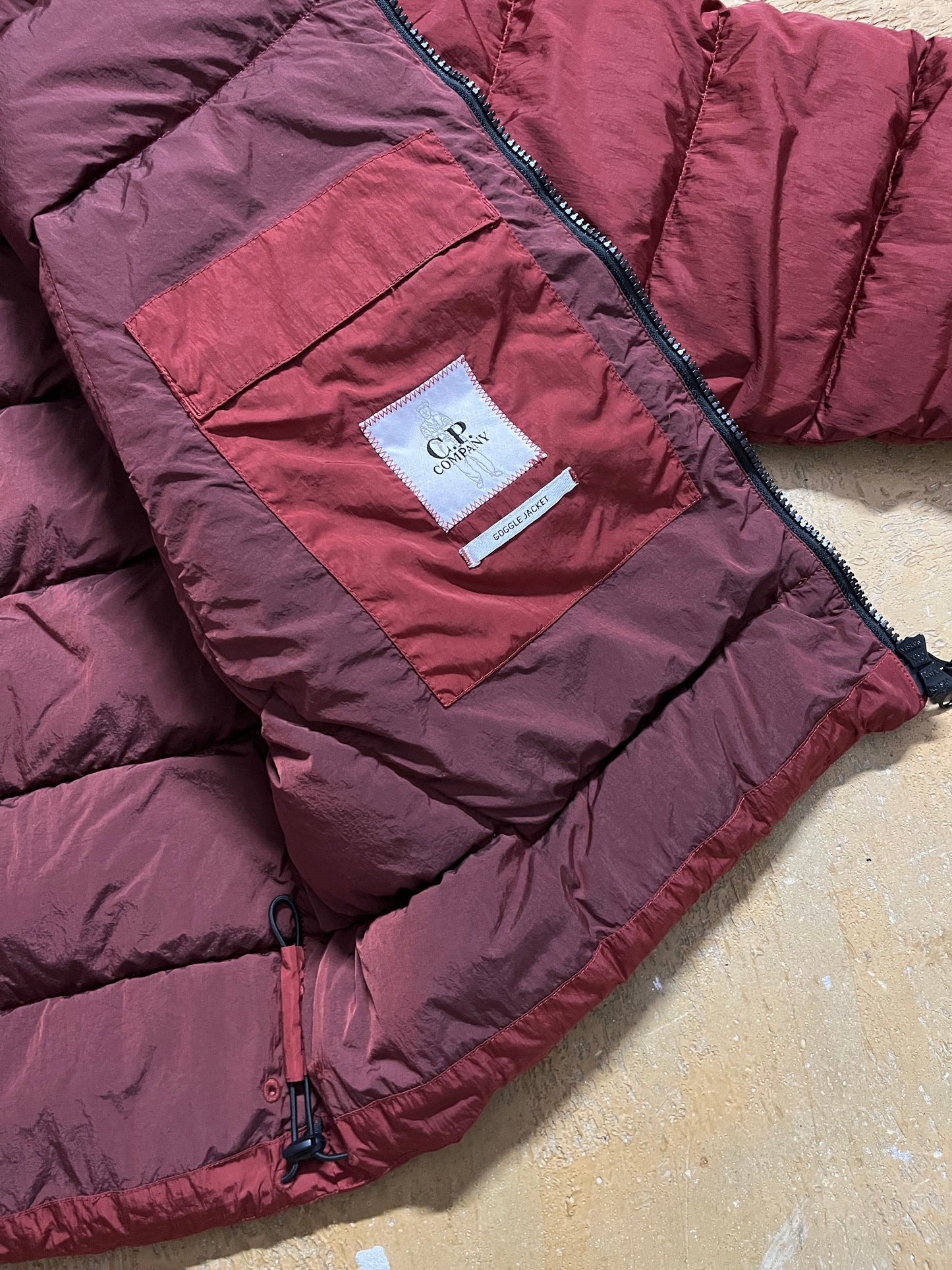 CP Company puffer down jacket - L