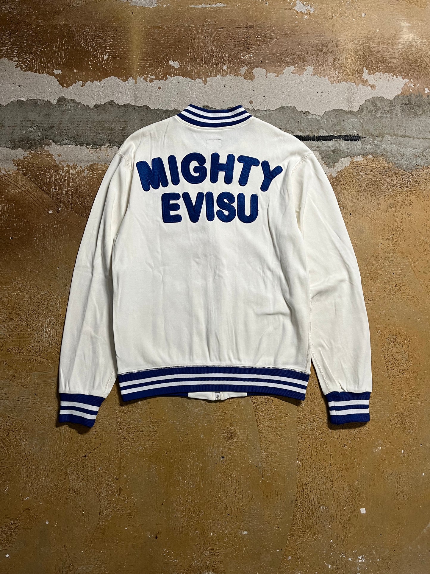 Mighty Evisu zip-up sweater - M