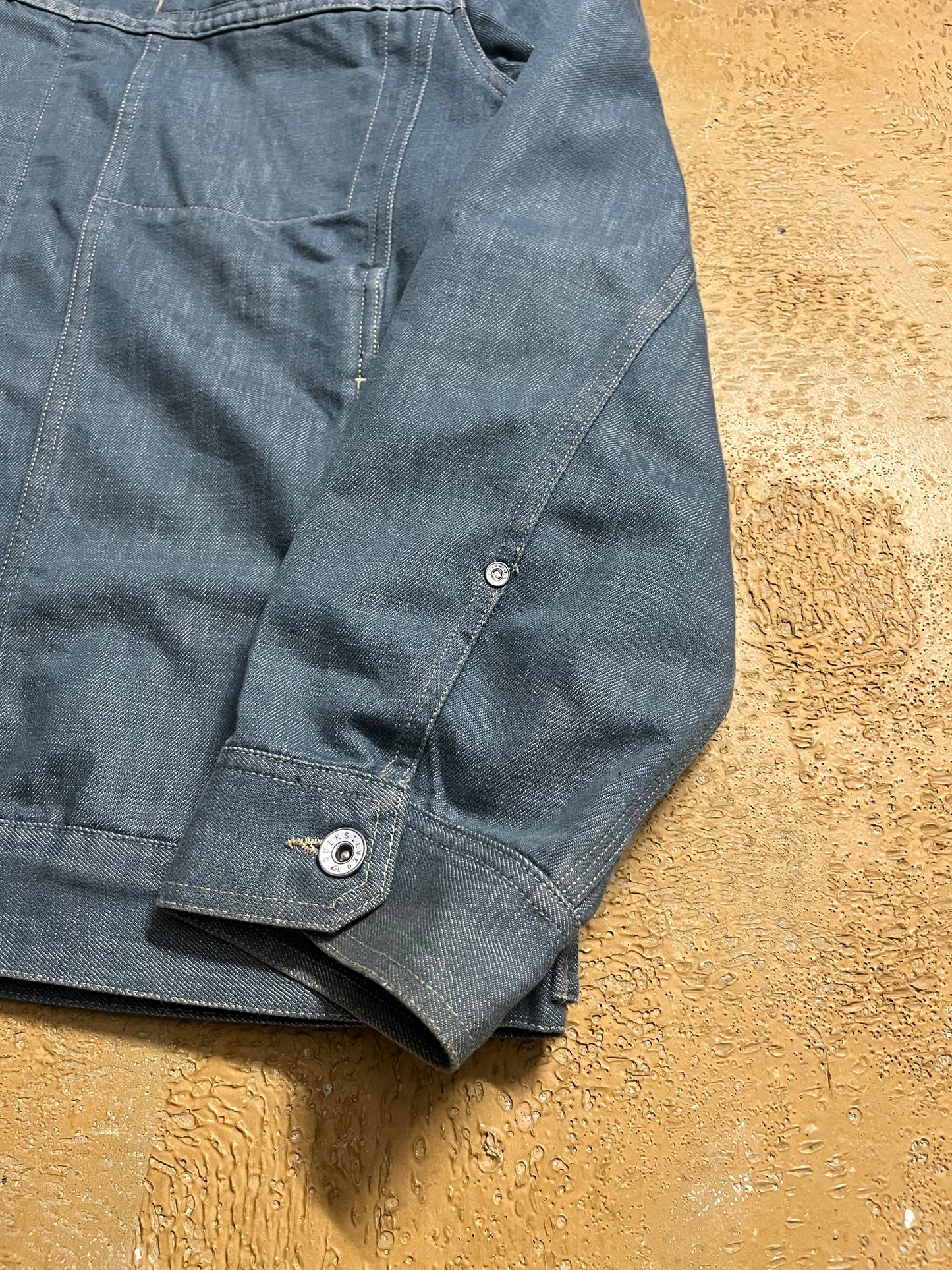Vintage Quiksilver denim jacket - XL